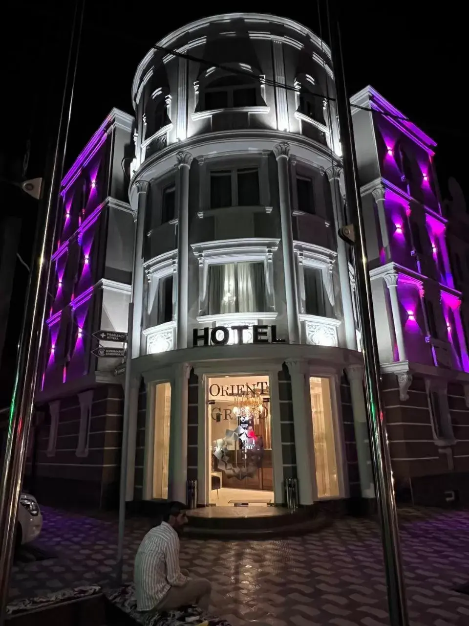 Property building in Orient Grand Property building in Orient Grand