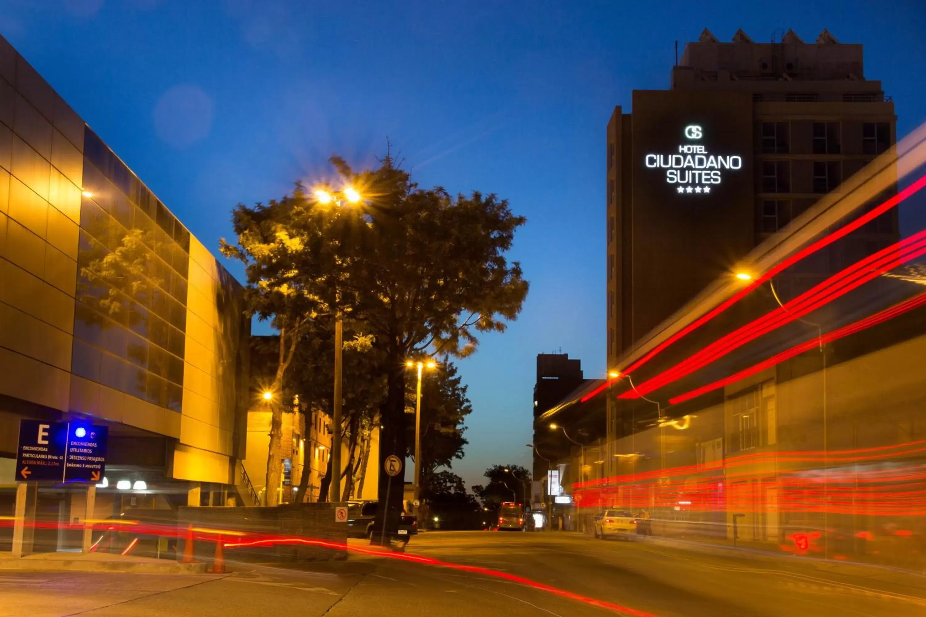 Nearby landmark, Property Building in Hotel Ciudadano Suites