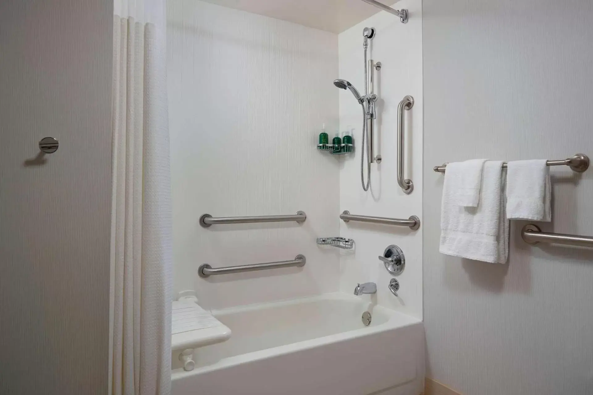 Shower, Bathroom in Sonesta Select Atlanta Norcross I 85