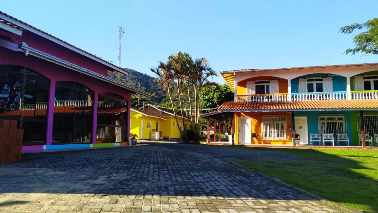 Property building in Pousada Marinamarela