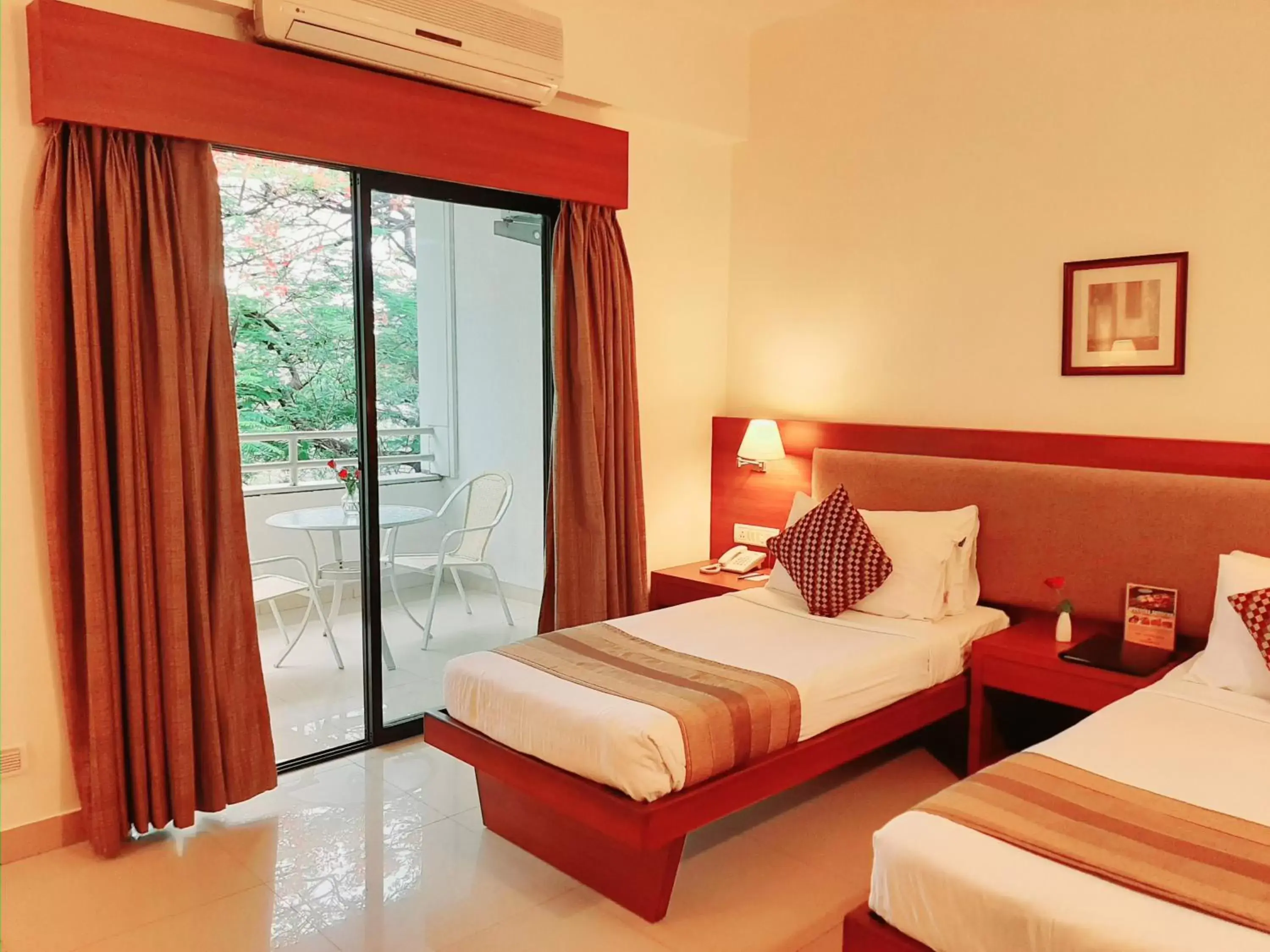 Bedroom, Bed in Hotel Phoenix Koregaon Park Bedroom, Bed in Hotel Phoenix Koregaon Park