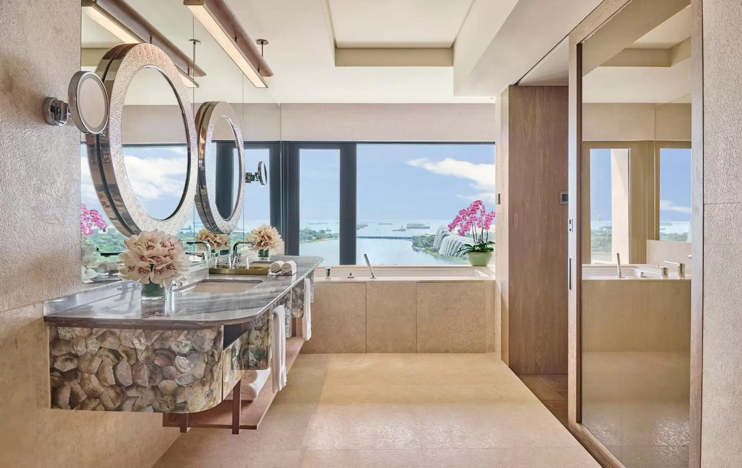 Bathroom in Mandarin Oriental, Singapore