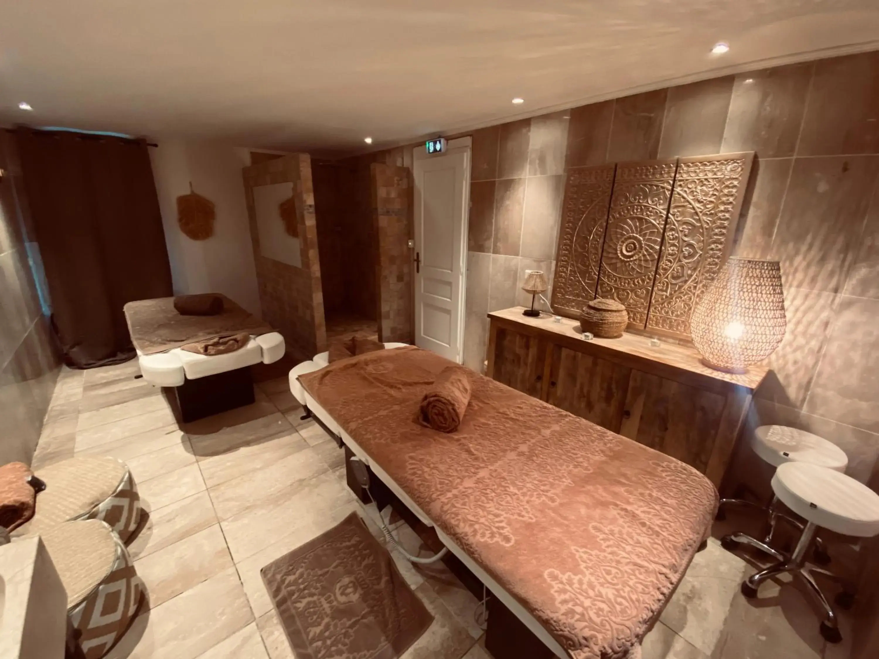 Spa and wellness centre/facilities in Hôtel Le Roi Théodore & Spa