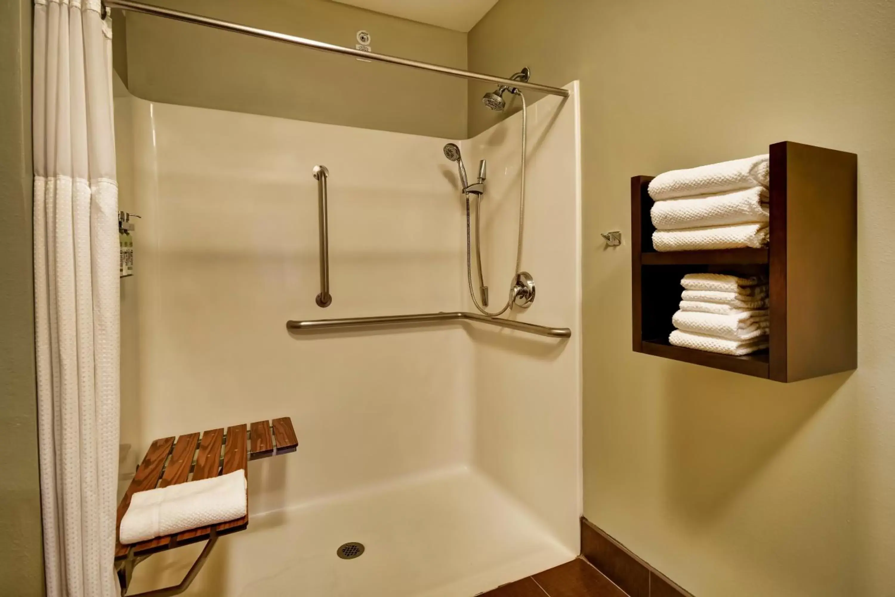 Bathroom in Staybridge Suites Middleton/Madison-West, an IHG Hotel