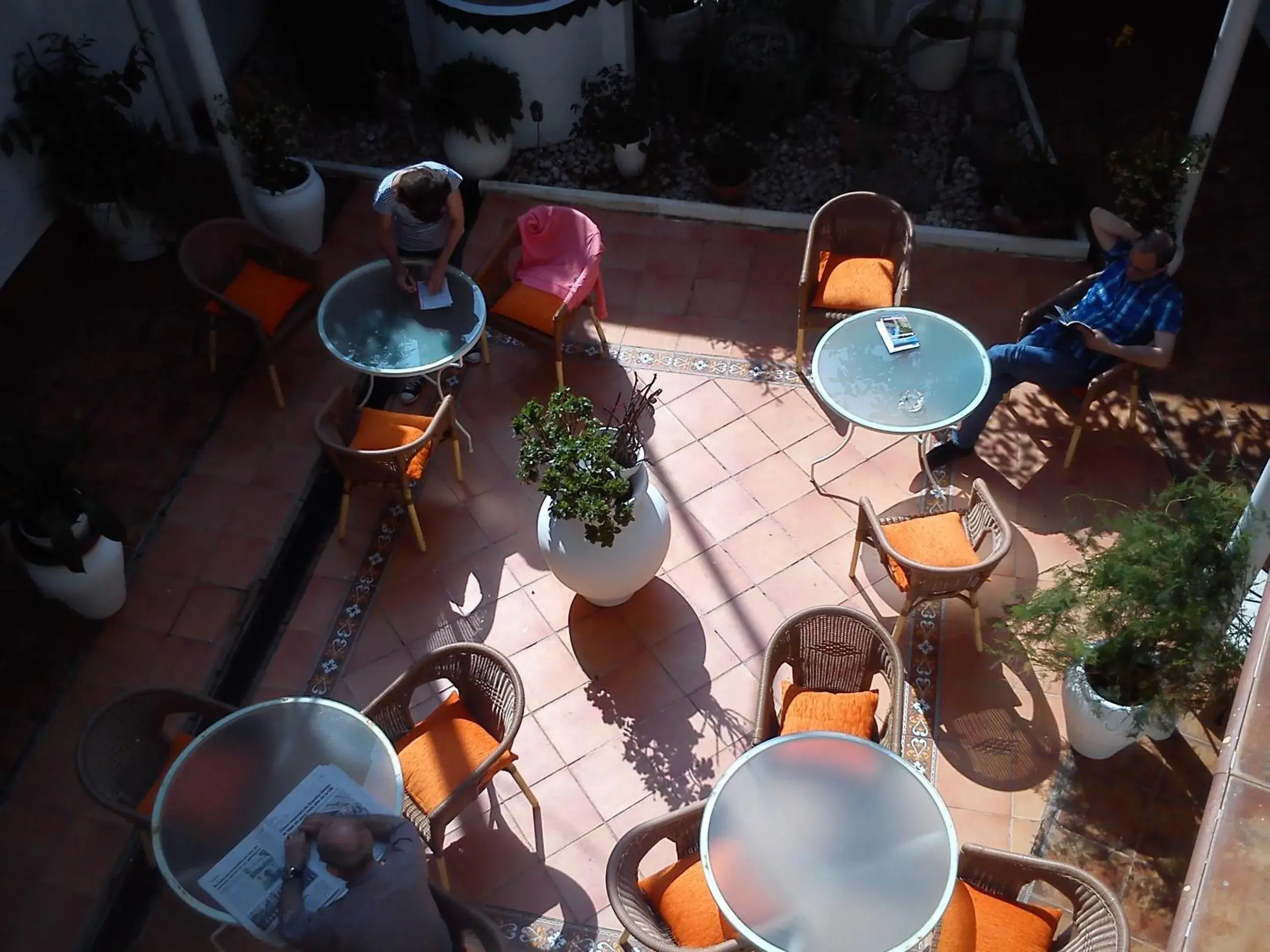 Patio, Restaurant/Places to Eat in Casa de los Naranjos