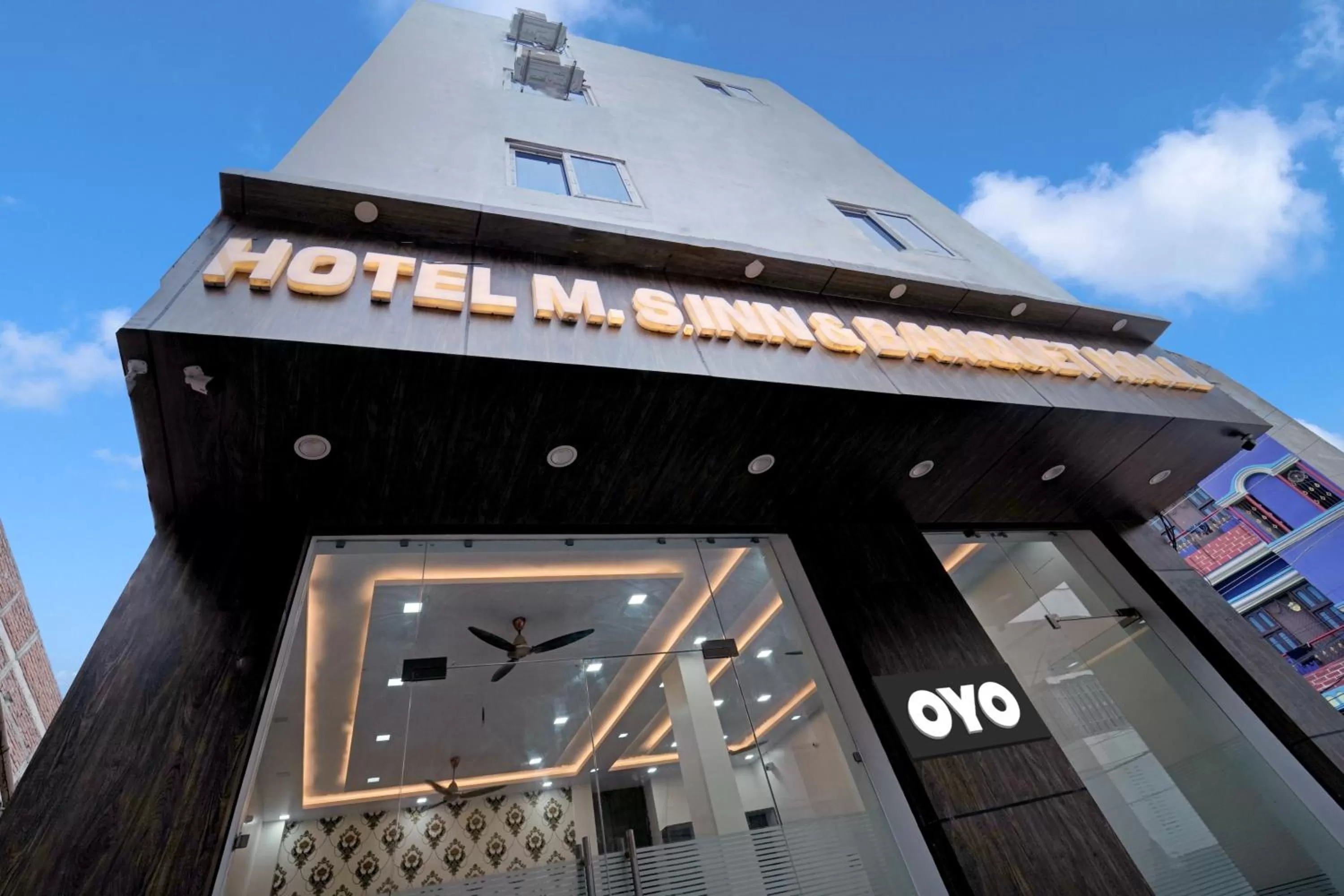 Facade/entrance, Property Building in OYO Flagship 81547 Hotel MS Inn