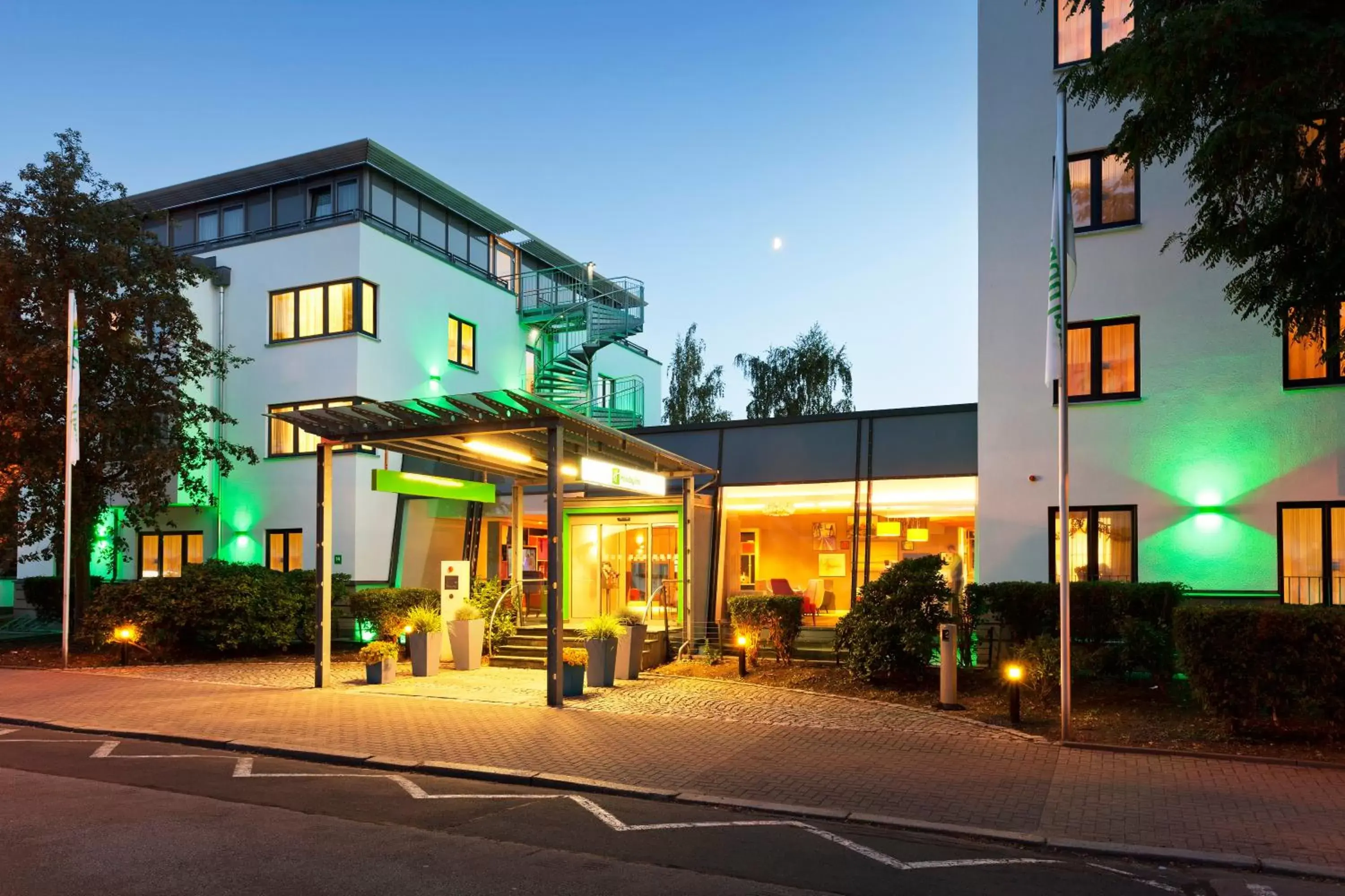 Property Building in Holiday Inn Dresden - City South, an IHG Hotel
