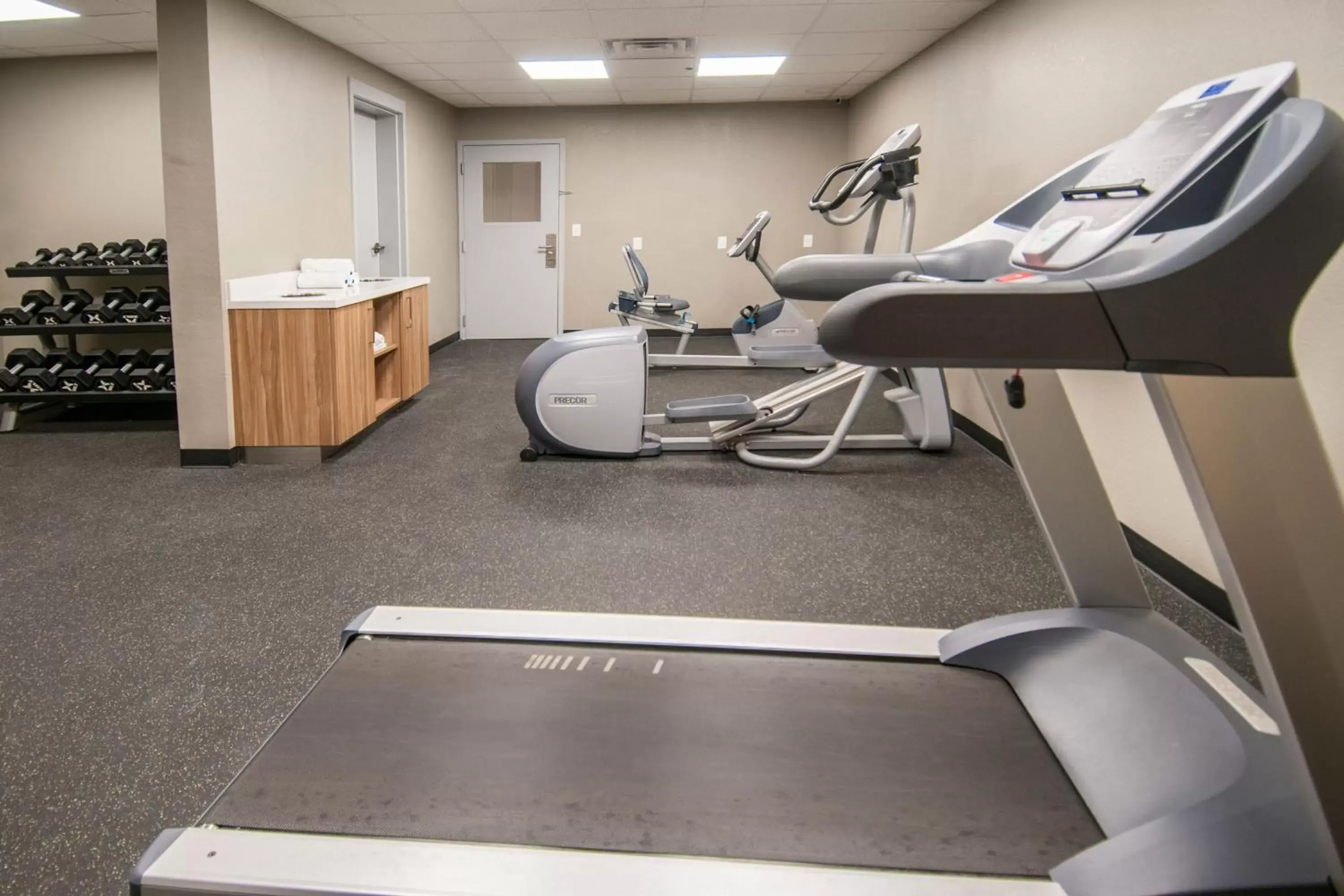 Fitness centre/facilities, Fitness Center/Facilities in Avalon Hotel & Suites Alexandria