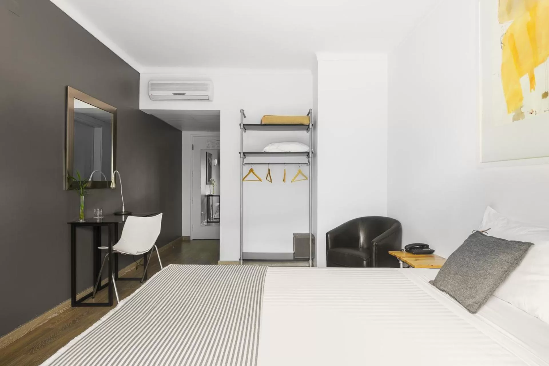 Bedroom, Bed in Hotel Umu