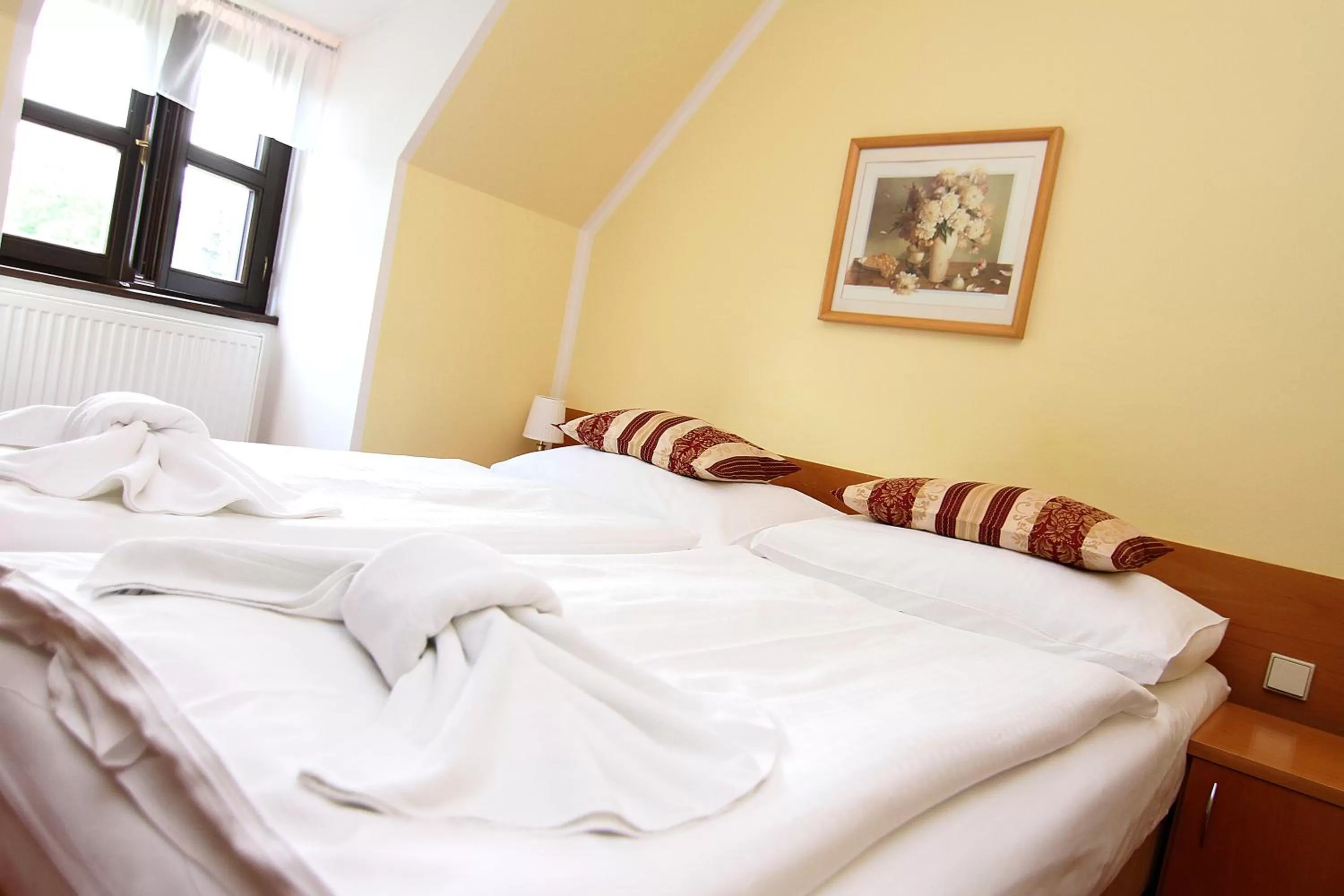 Photo of the whole room, Bed in Zámek Havířov