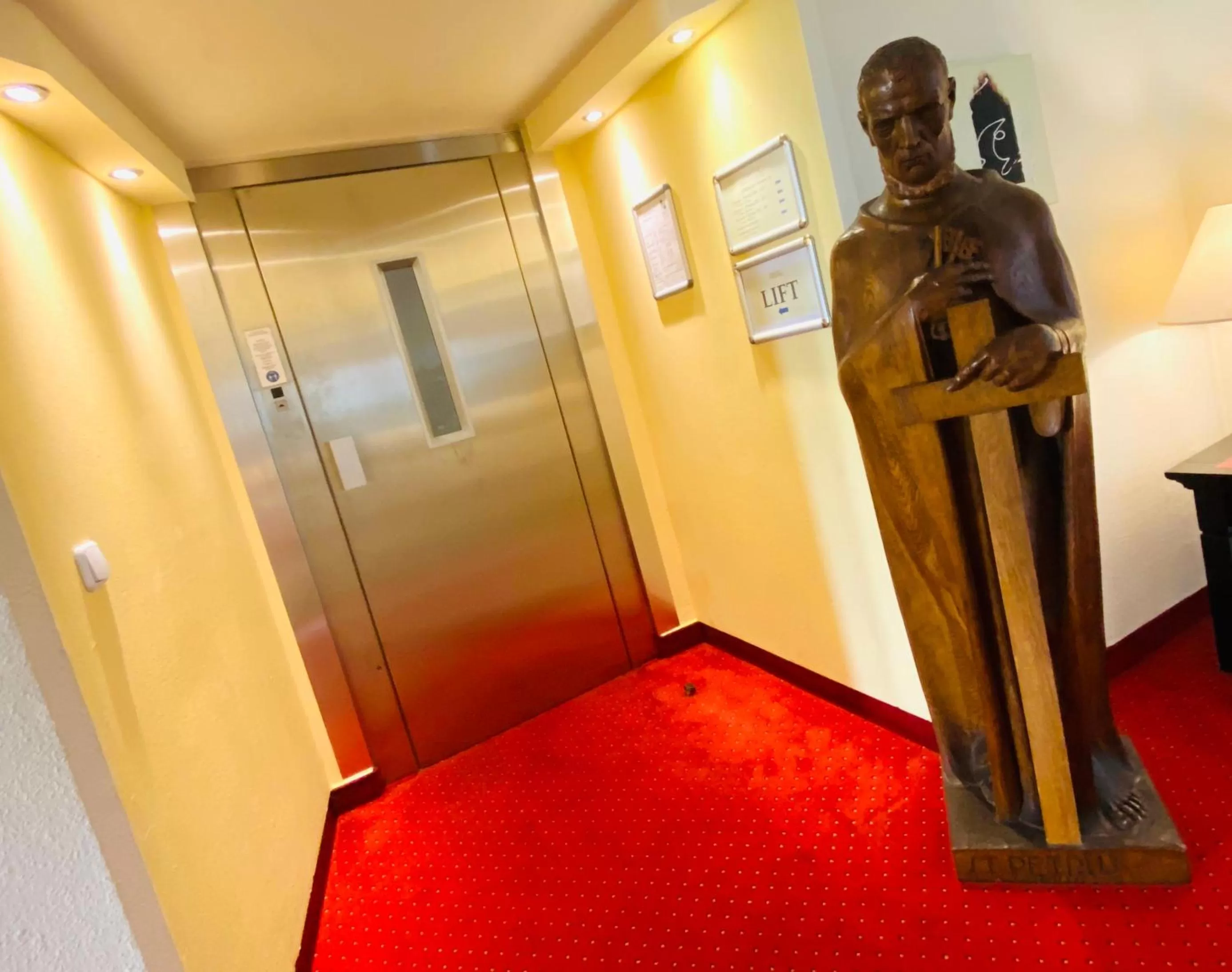 Area and facilities in Schlosshotel Domäne Walberberg