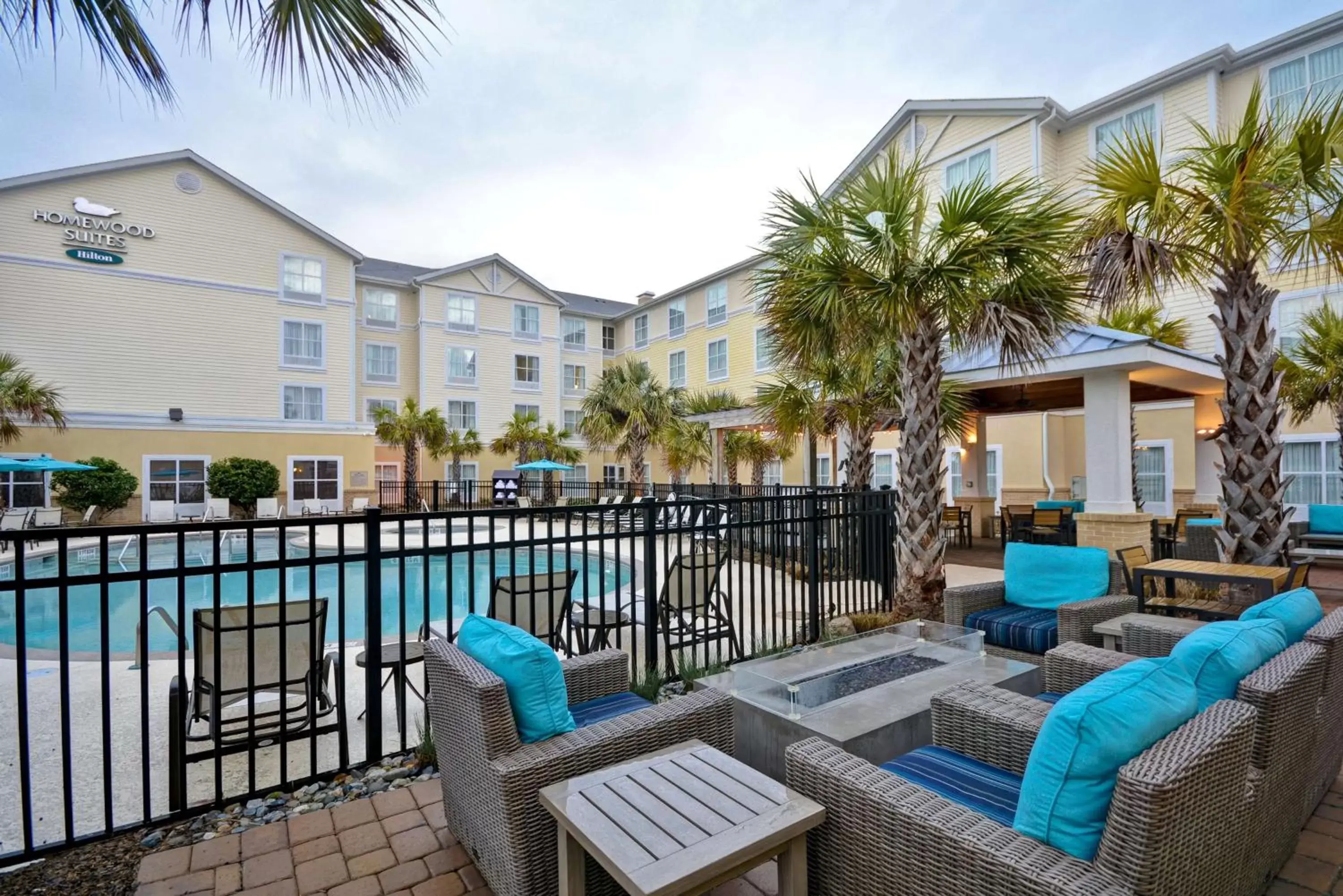 Property building, Swimming Pool in Homewood Suites by Hilton Wilmington/Mayfaire, NC