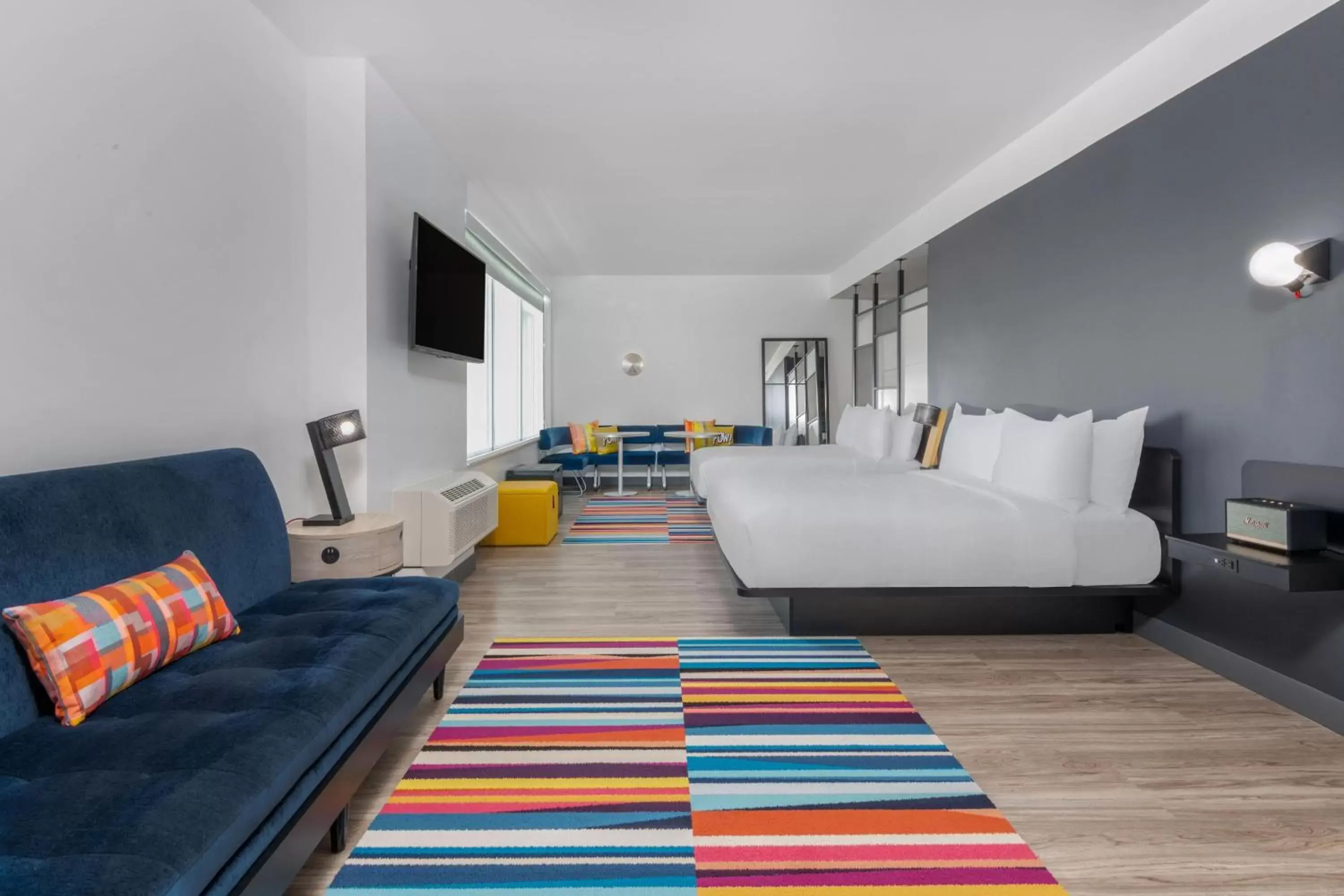 Bedroom, Seating Area in Aloft Denver North Westminster