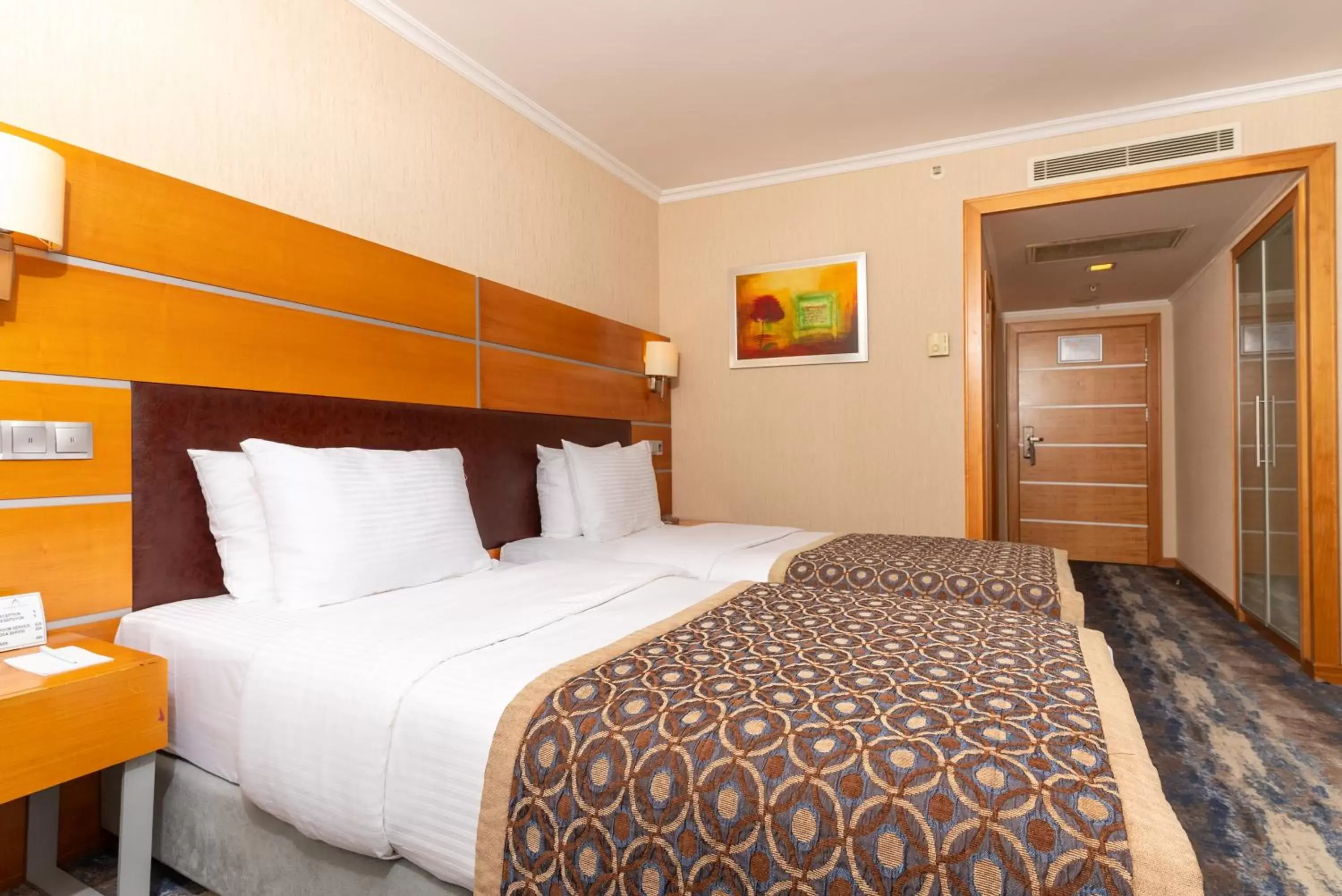 Bed in Ankara Plaza Hotel