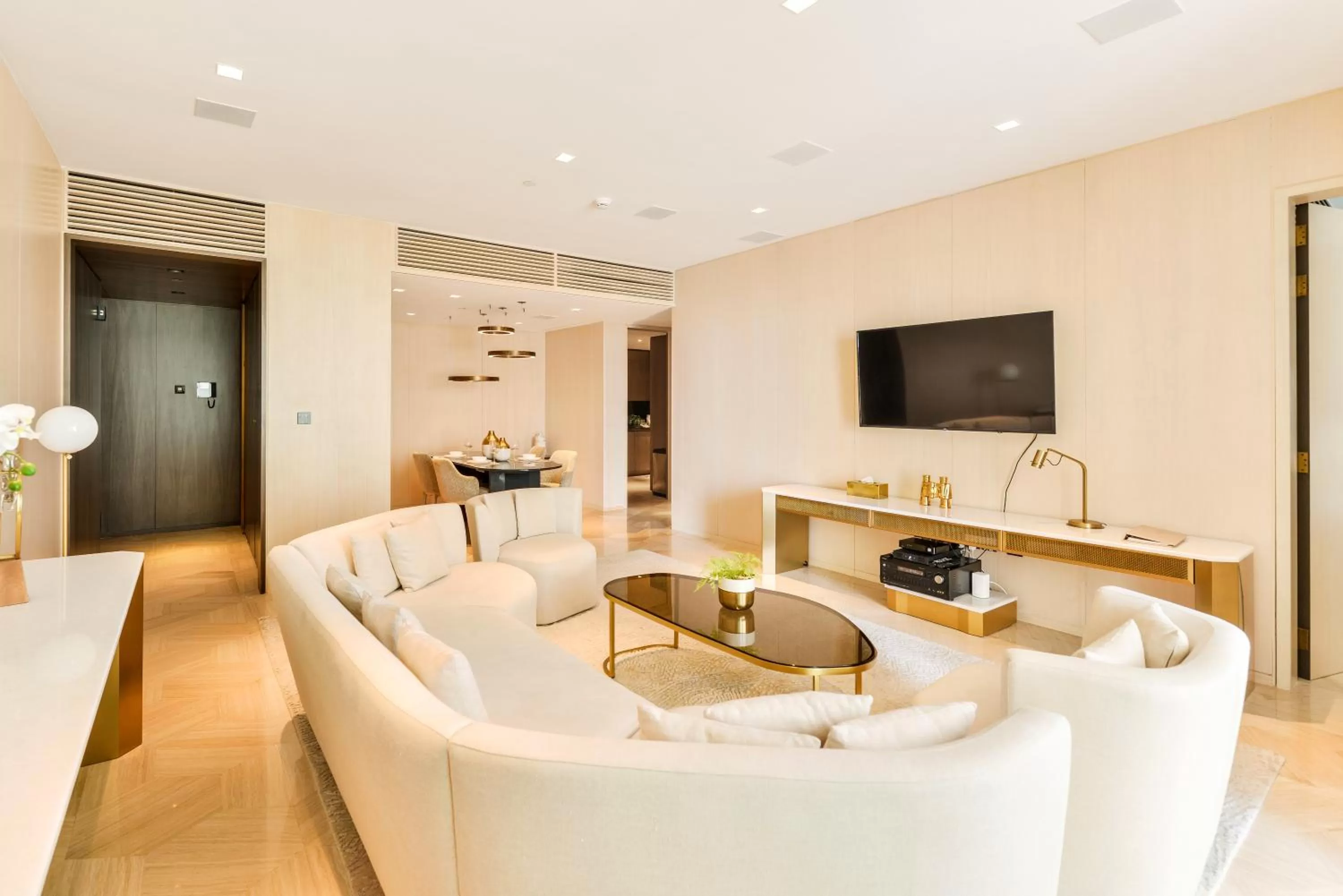 Living room, Seating Area in Five Palm Residences