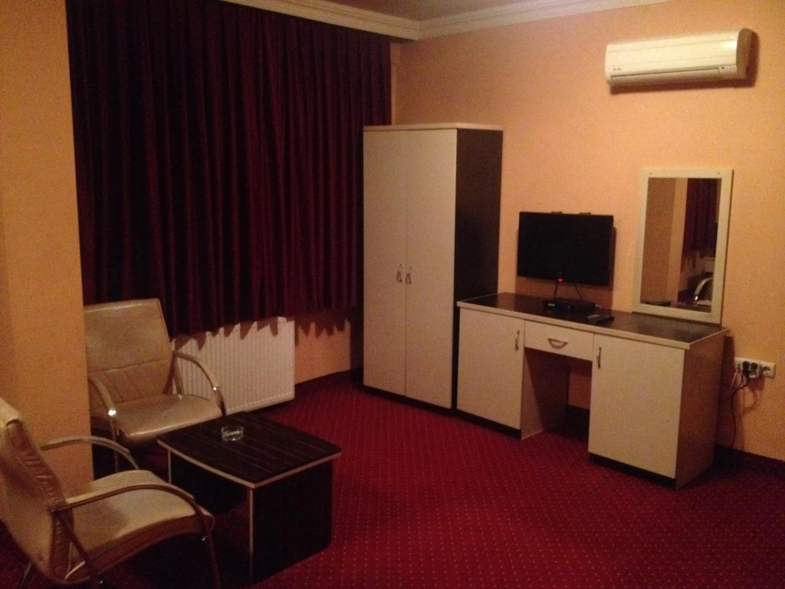 TV and multimedia in Minabir Otel