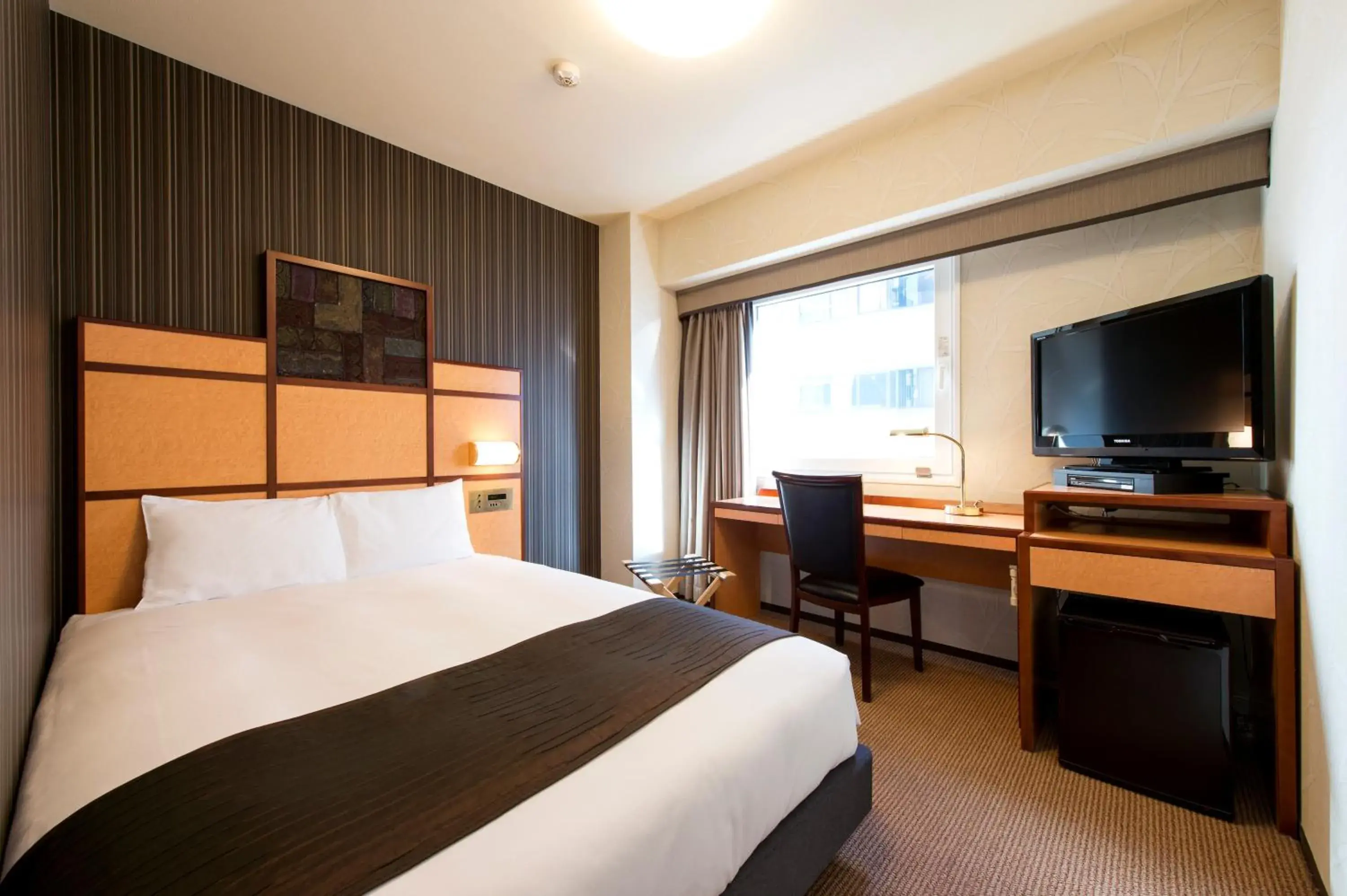 Double Room - single occupancy - Non-Smoking  in Hotel Villa Fontaine Tokyo-Hamamatsucho