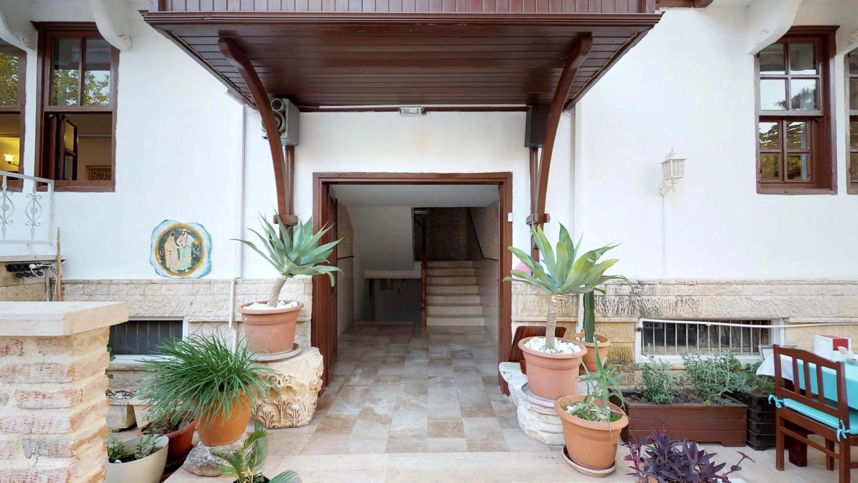 Facade/entrance in Urcu Hotel