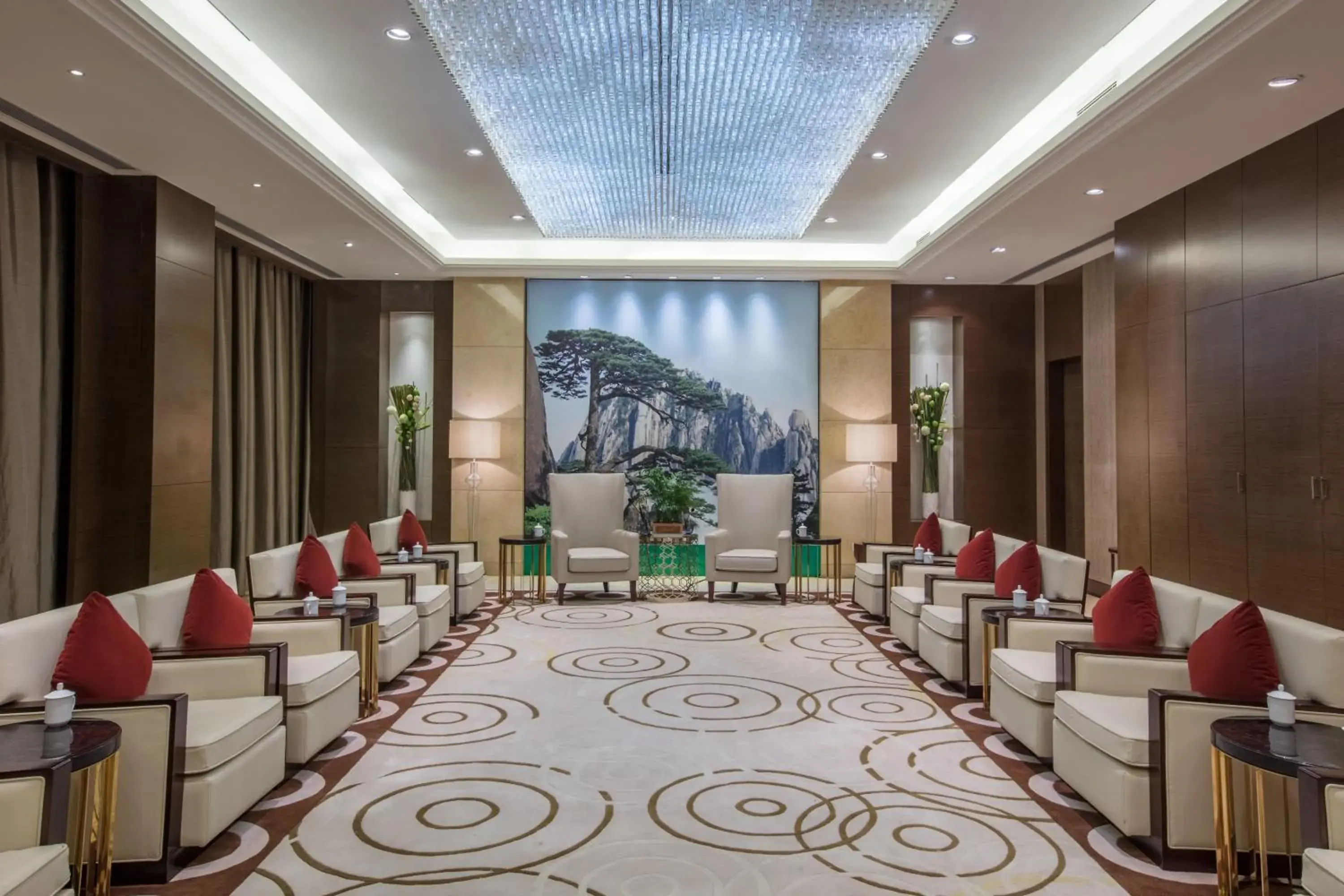 Meeting/conference room, Banquet Facilities in Crowne Plaza Huangshan Yucheng, an IHG Hotel