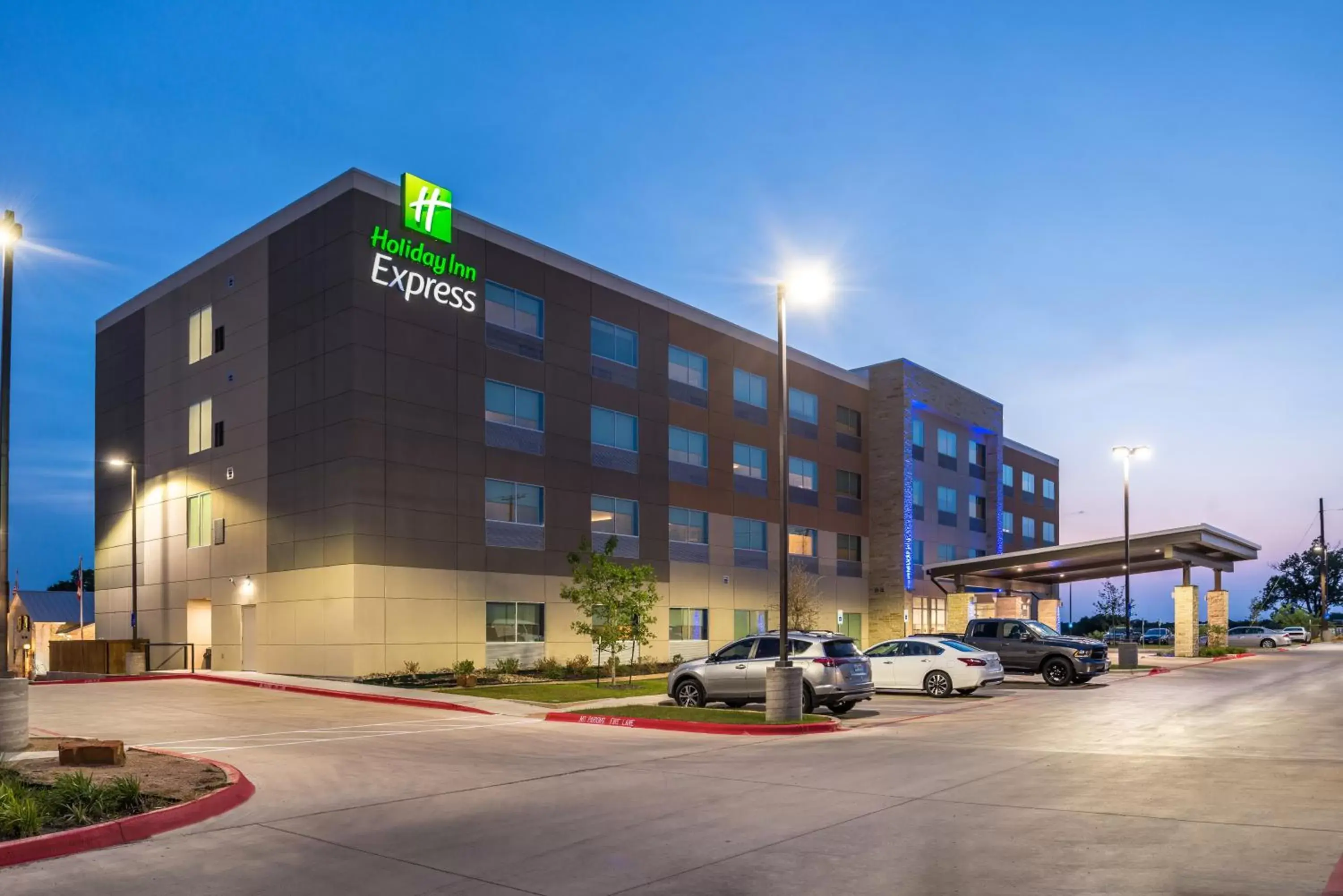 Property building in Holiday Inn Express - Early, an IHG Hotel