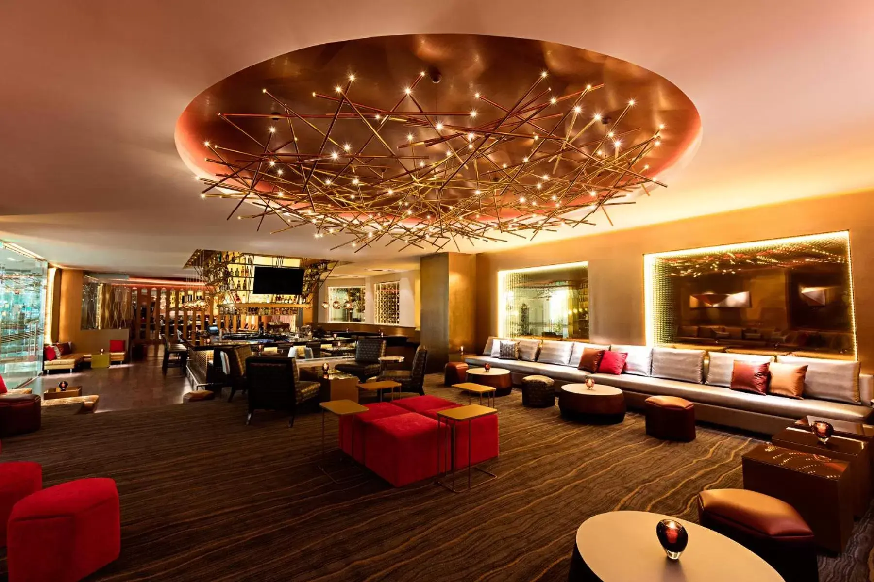 Lounge or bar, Restaurant/Places to Eat in Grand Tikal Futura Hotel
