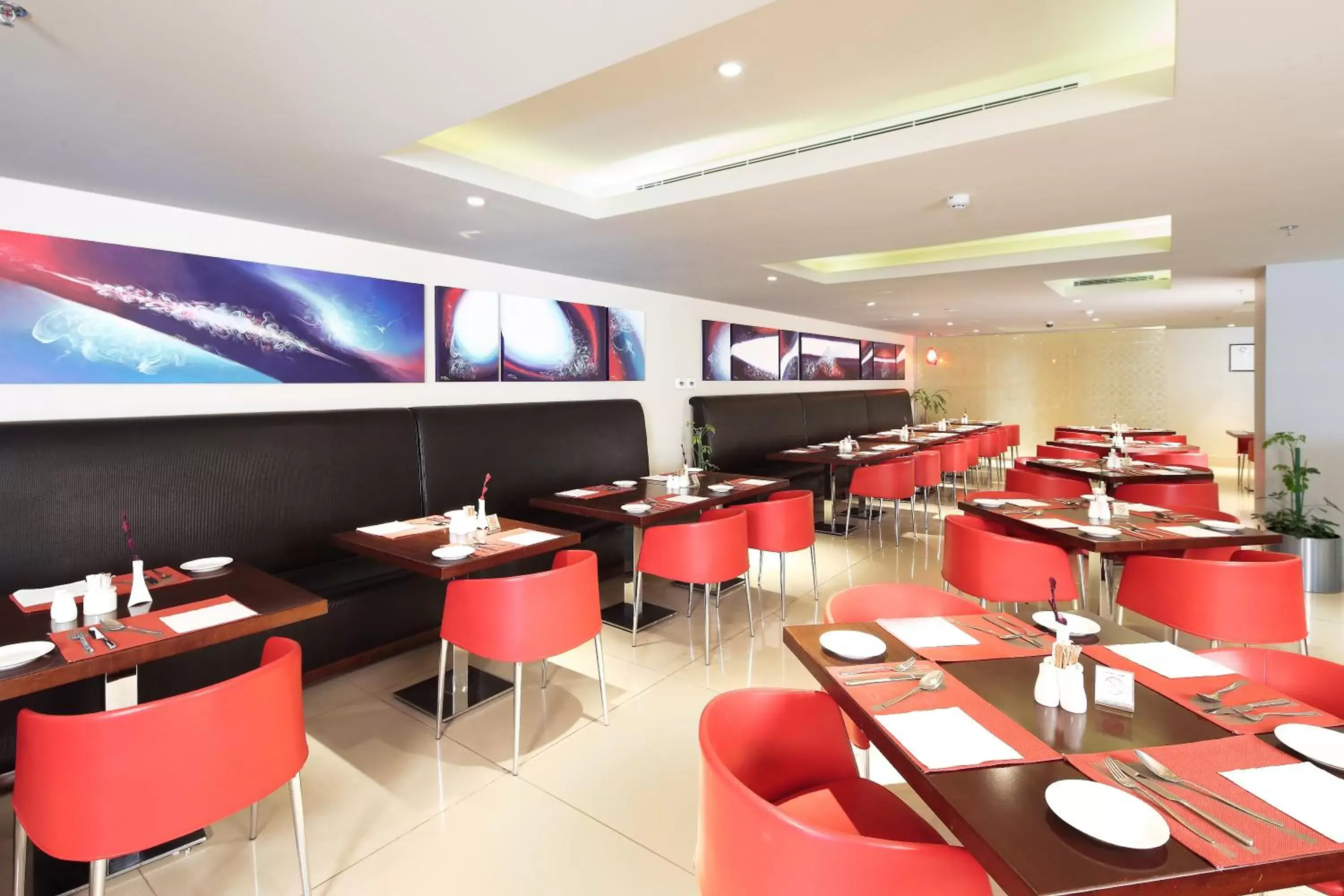 Restaurant/Places to Eat in Ibis Riyadh Olaya Street