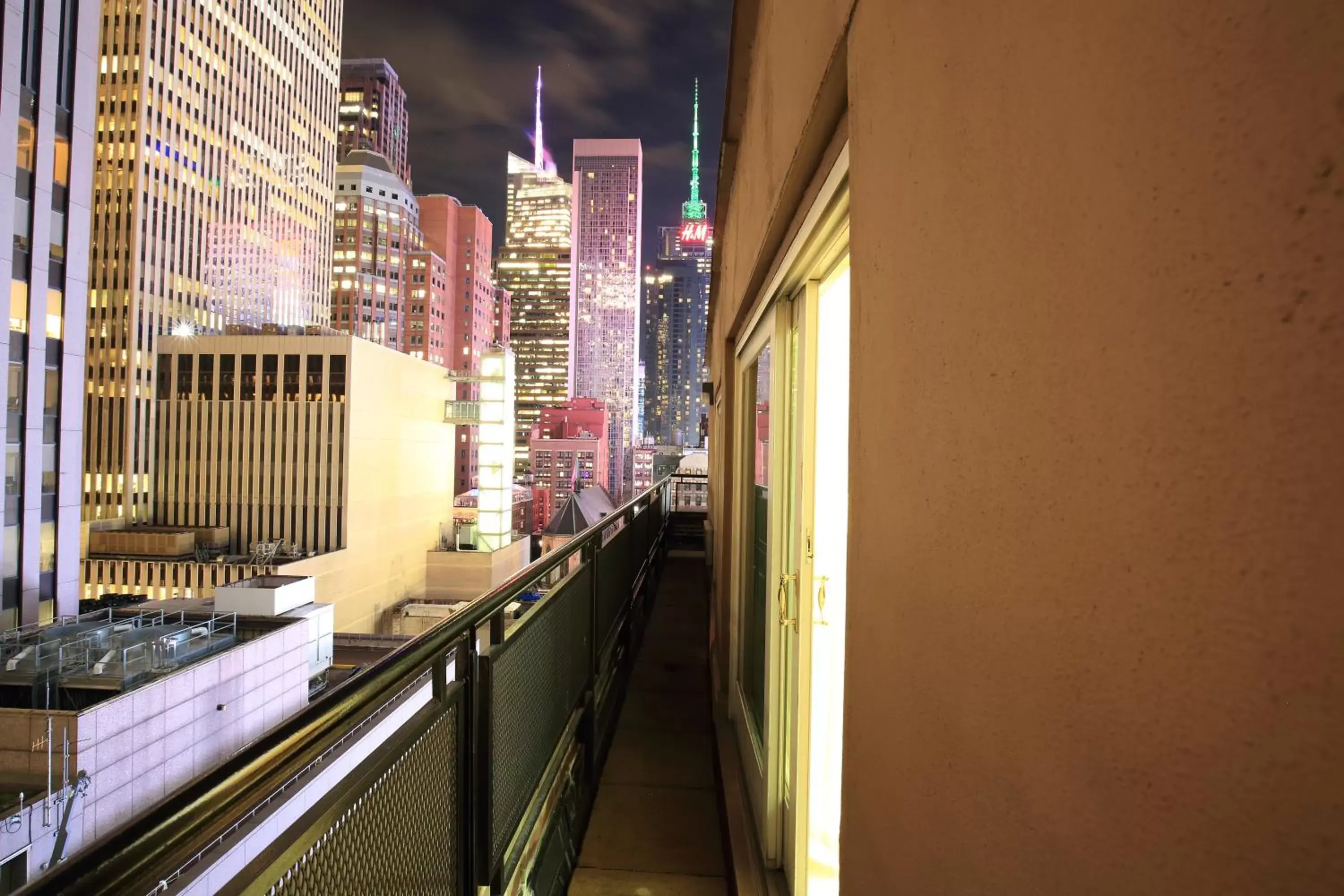 City view, Balcony/Terrace in Radio City Apartments