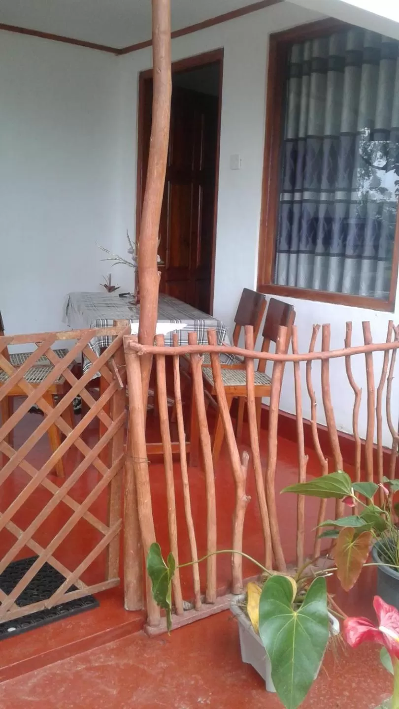 Balcony/Terrace in Malithis lodge