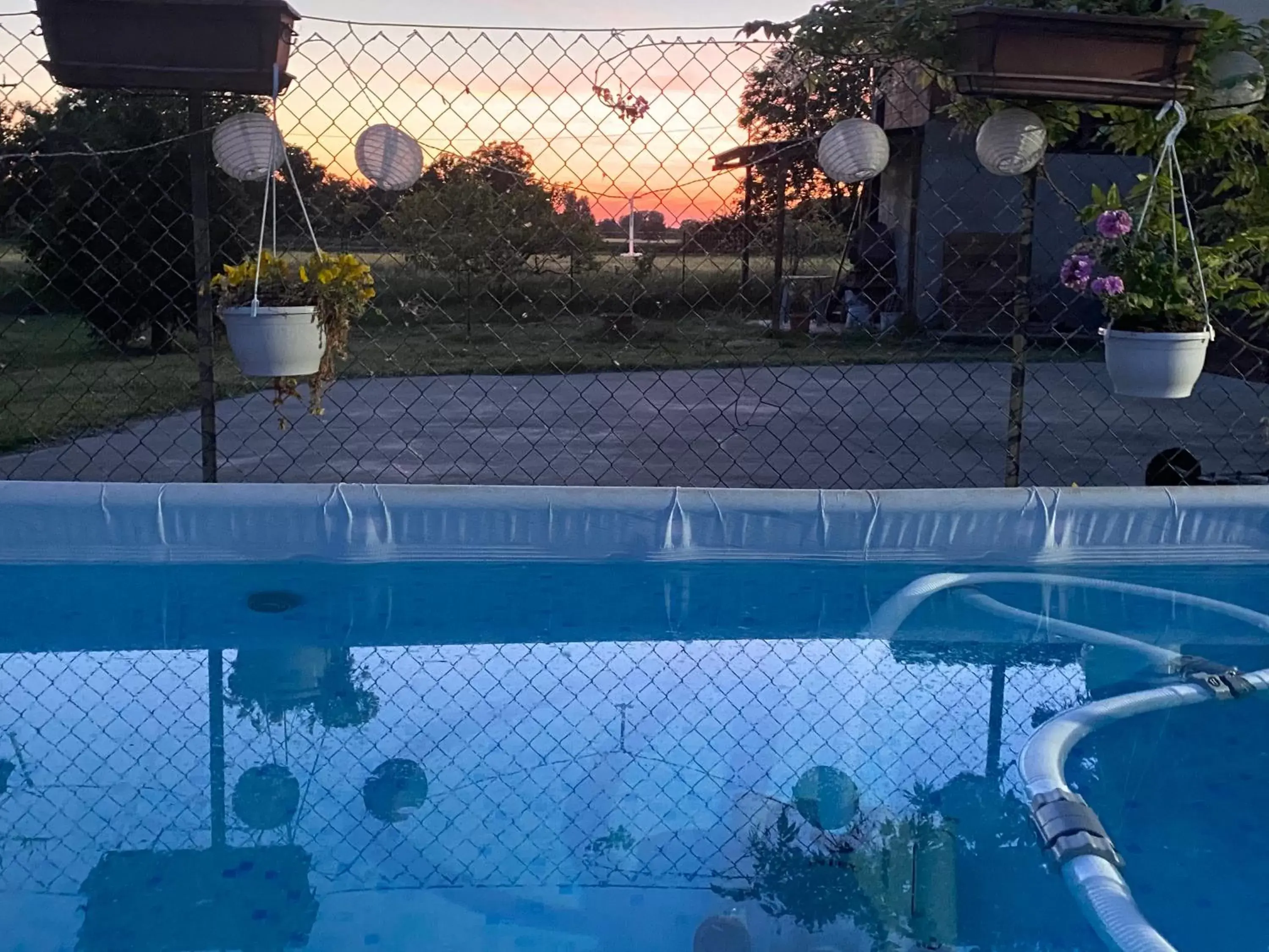 Swimming Pool in B&B Happiness in the Country