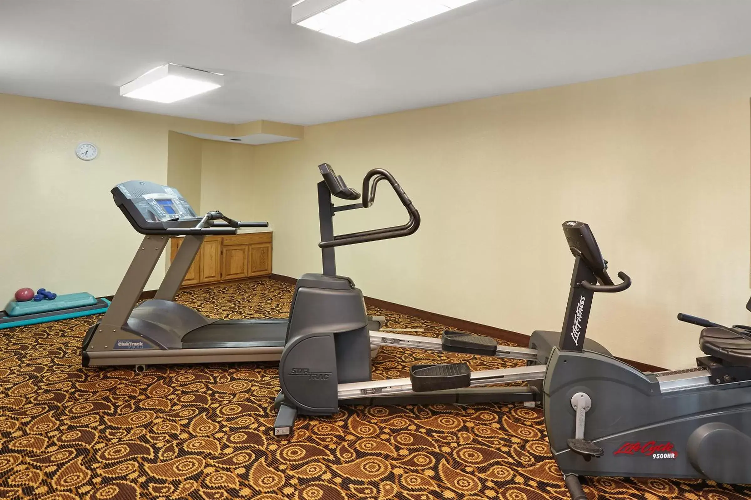 Fitness centre/facilities, Fitness Center/Facilities in AmericInn by Wyndham Elkhorn Near Lake Geneva