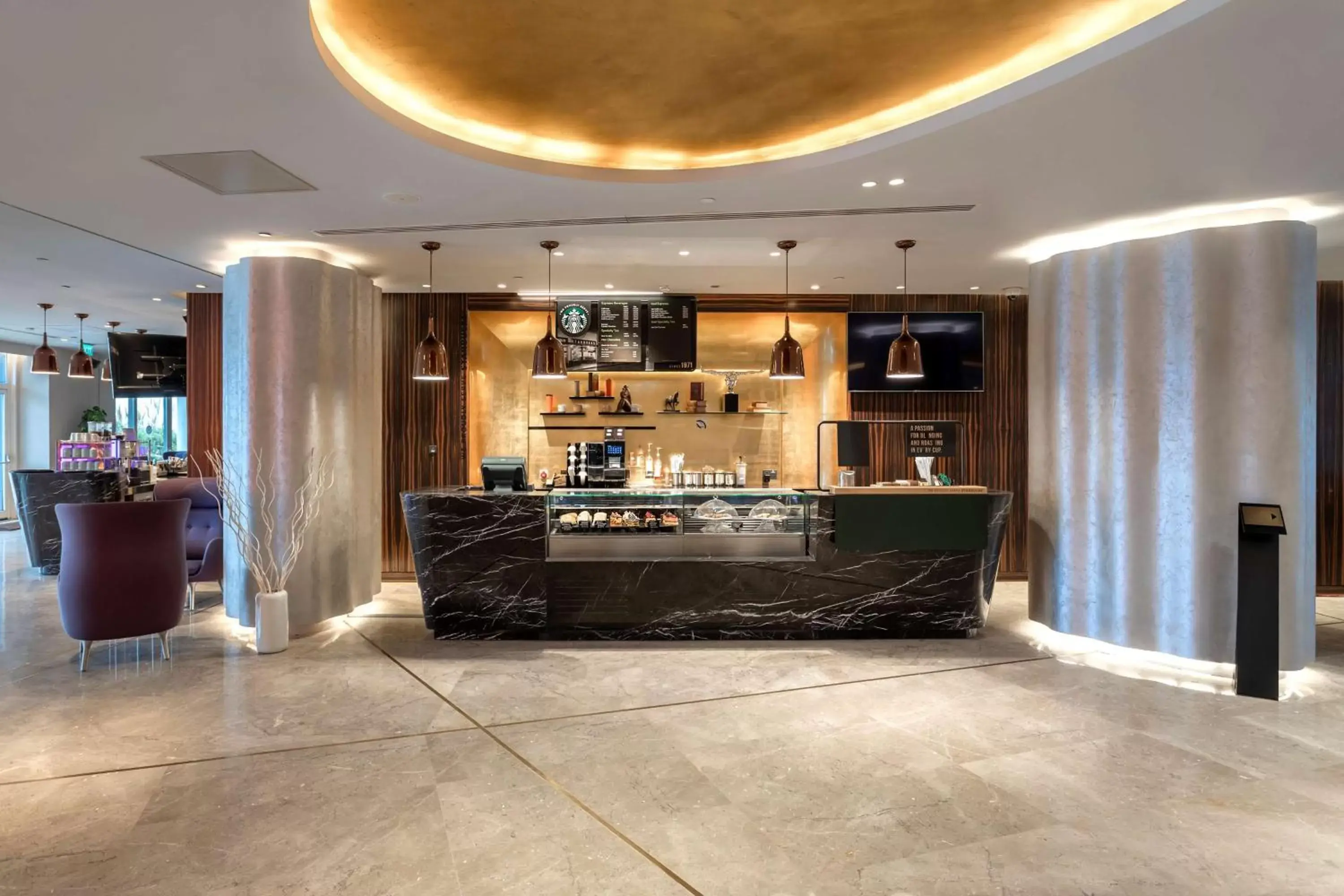 Lobby or reception, Lounge/Bar in Radisson Blu Hotel Istanbul Ottomare