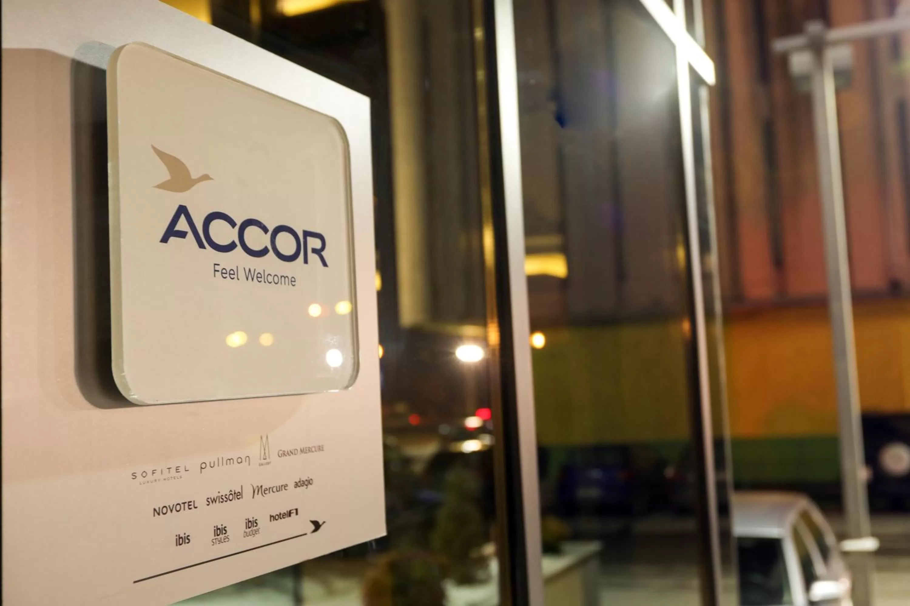 Property logo or sign in Mercure Tetovo