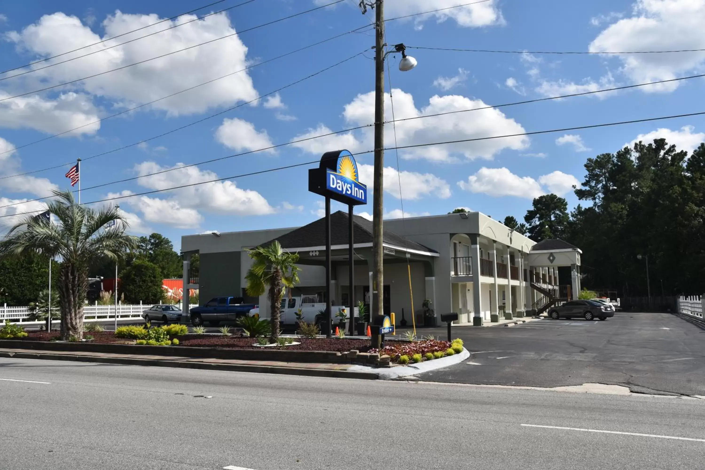 Property Building in Days Inn by Wyndham Goose Creek