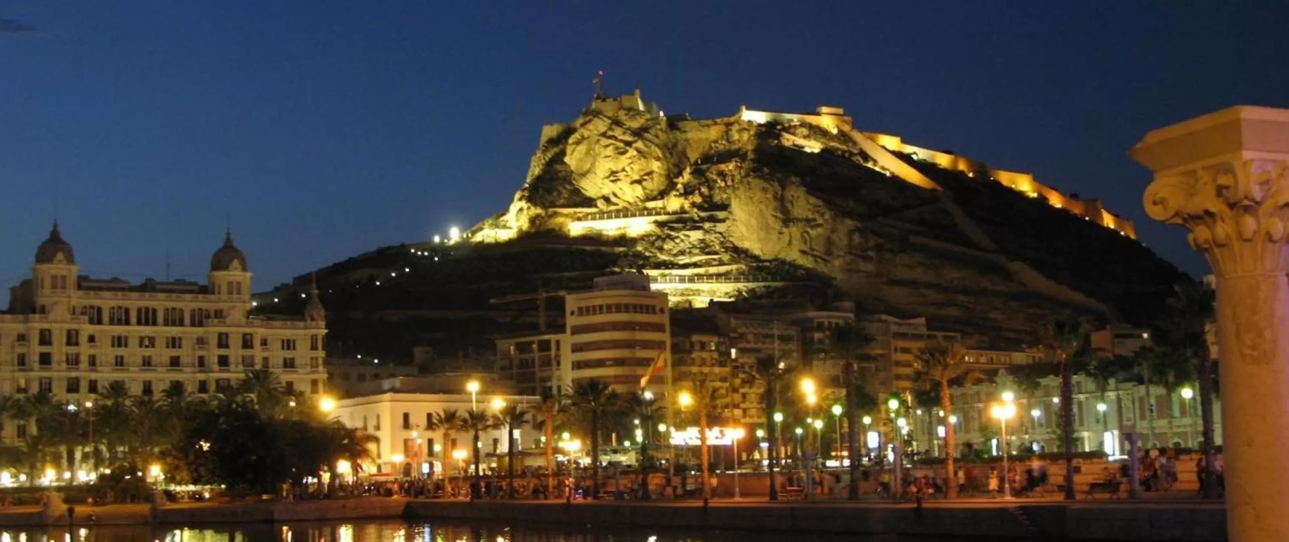 Nearby landmark in Alicante Center Apart