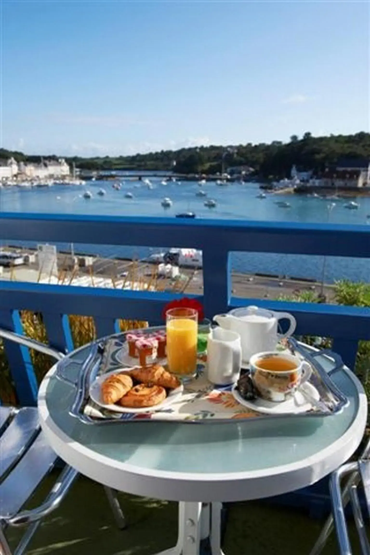 Balcony/Terrace in Hôtel Le Goyen