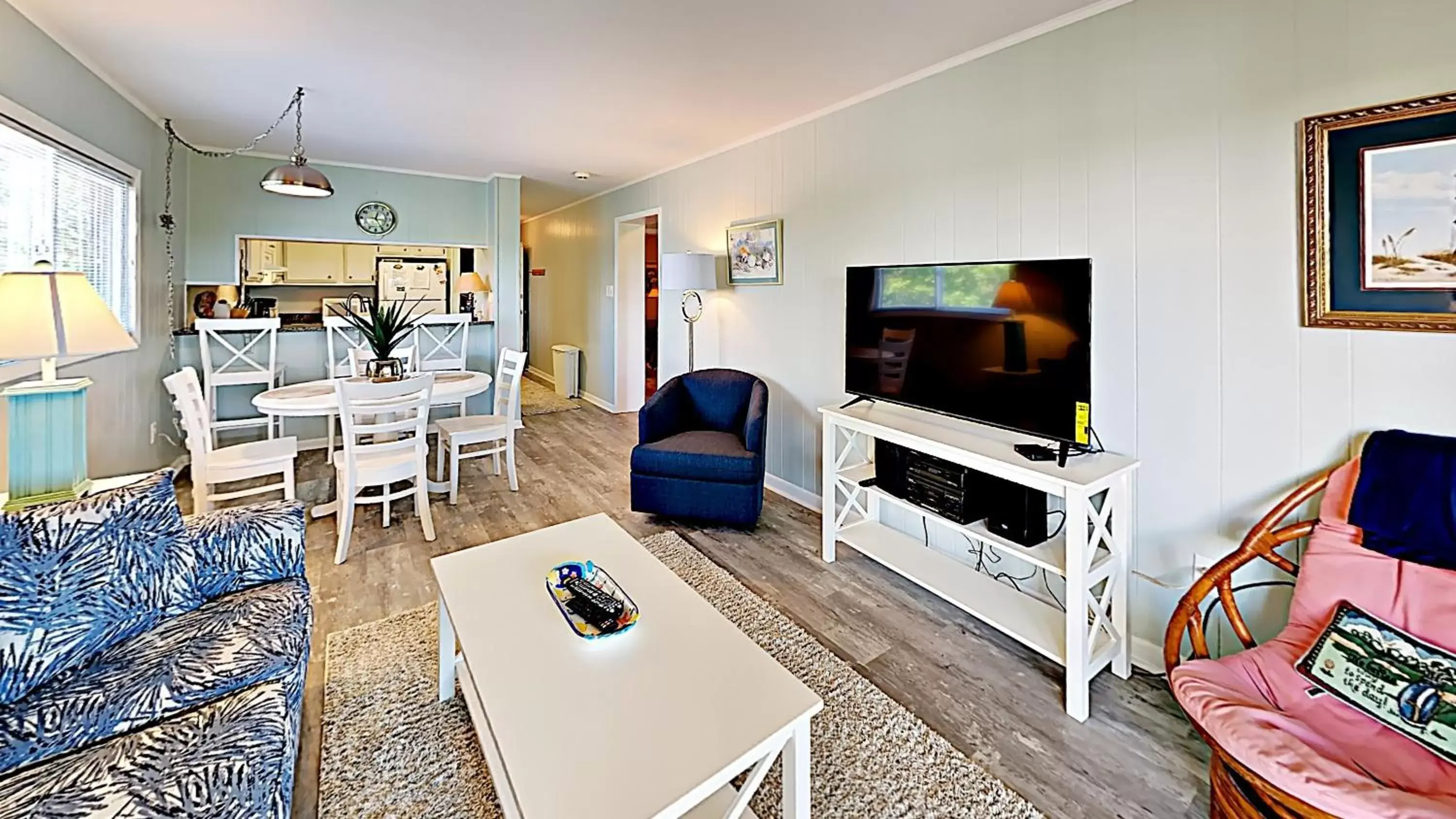 2 Bedroom Second Row Condo in Beach Vacation Condos 2 Bedroom Second Row Condo in Beach Vacation Condos