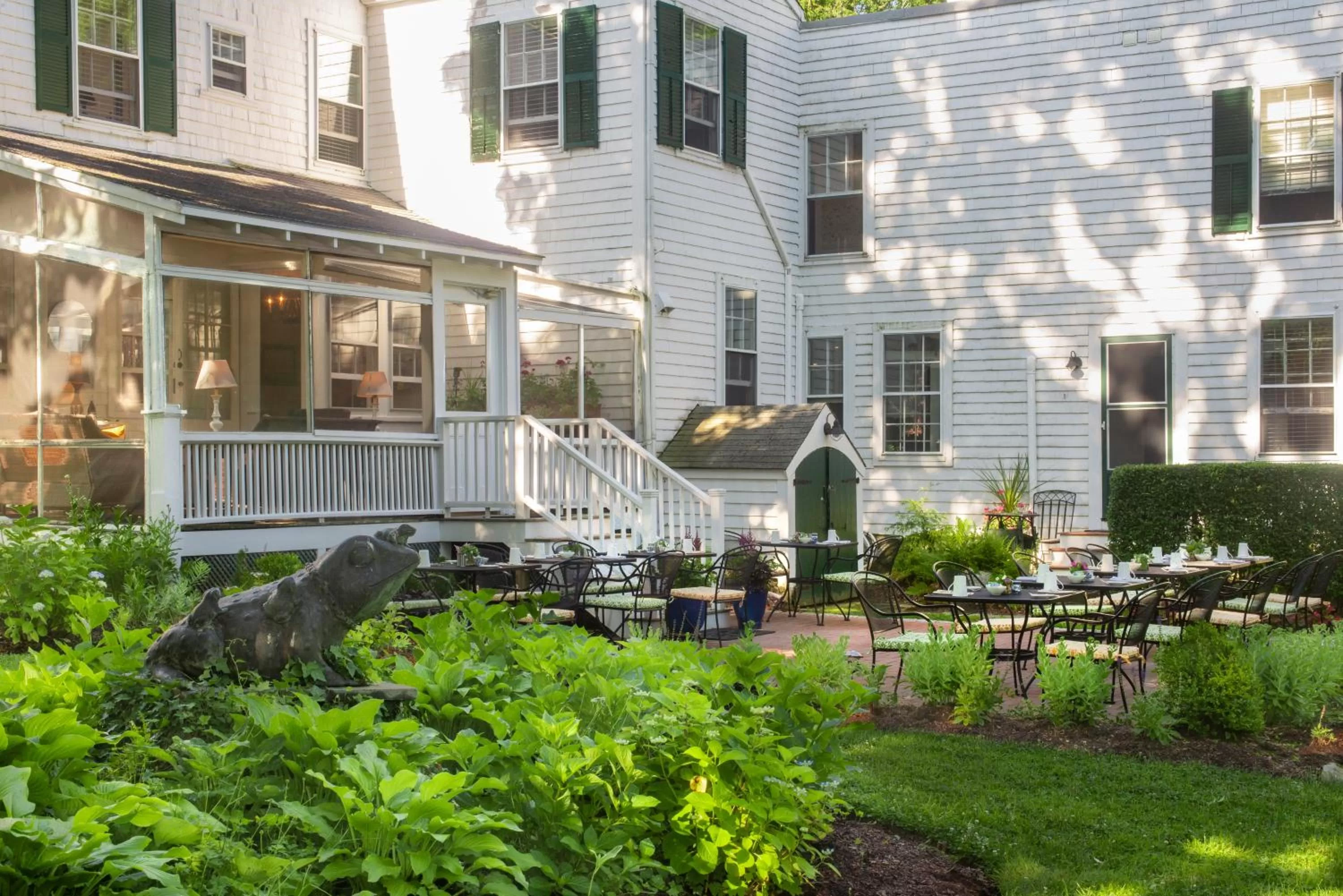 Patio, Property Building in Village Inn