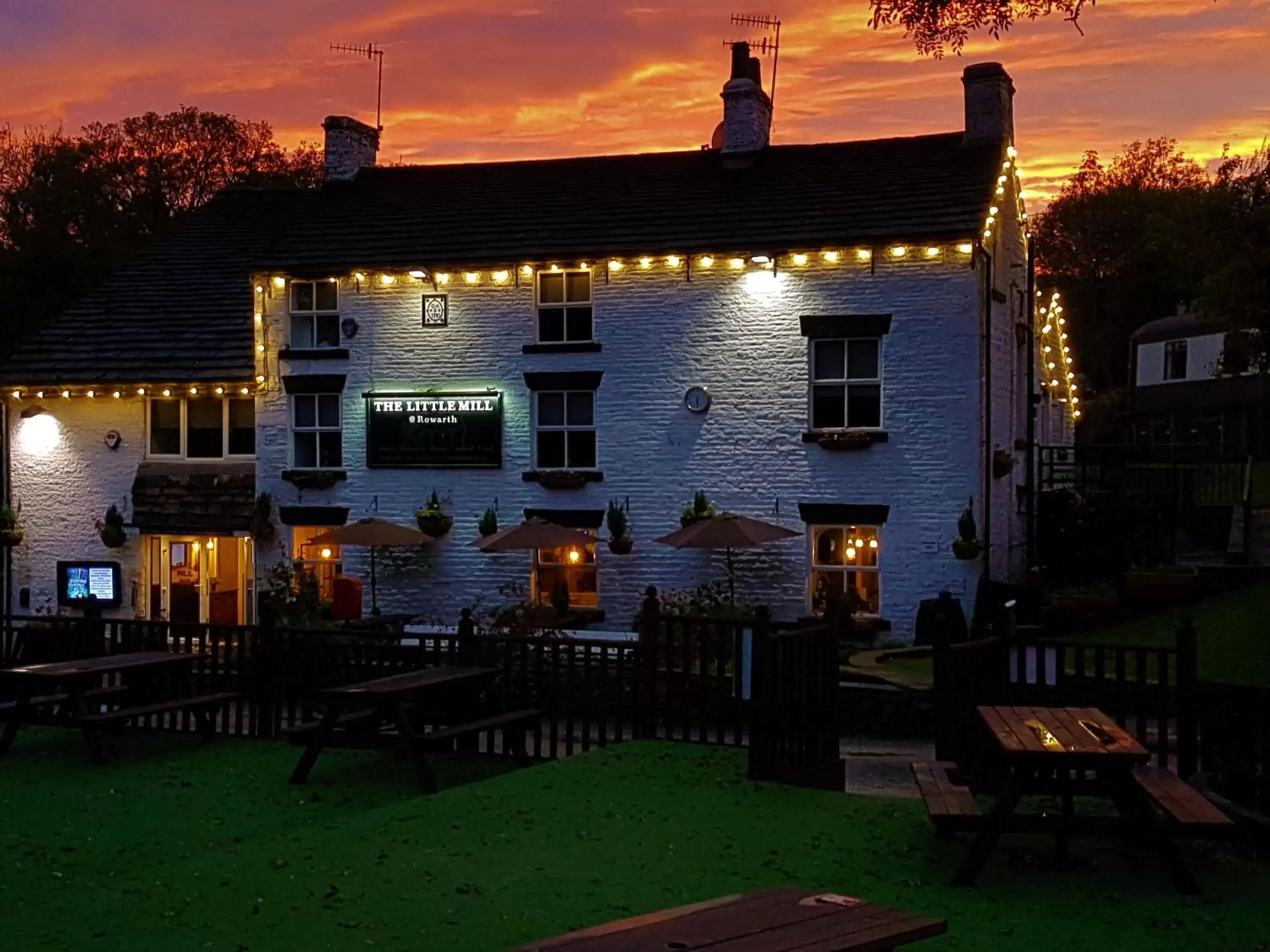 Property Building in The Little Mill Inn