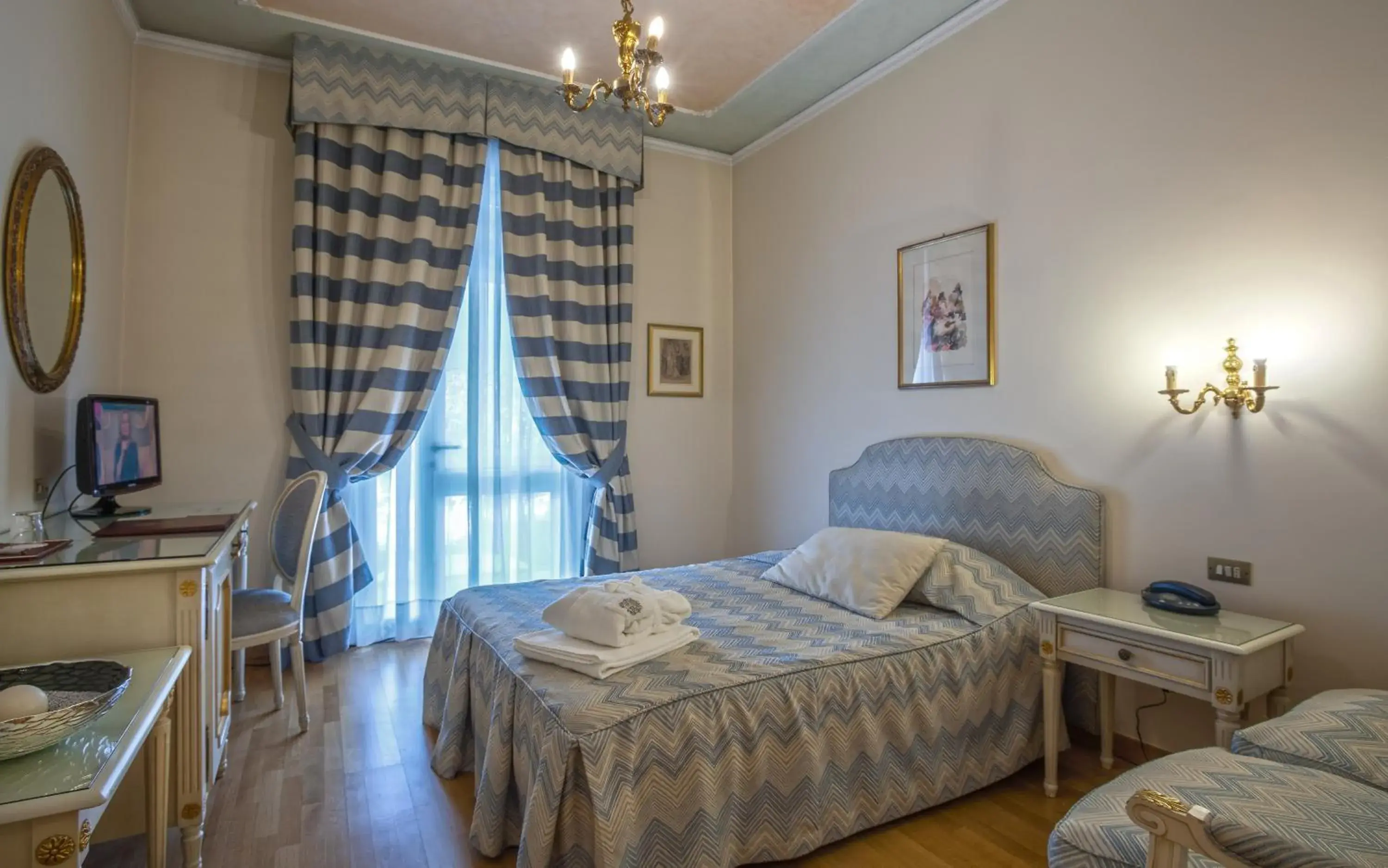 Bed in Hotel Quisisana Terme