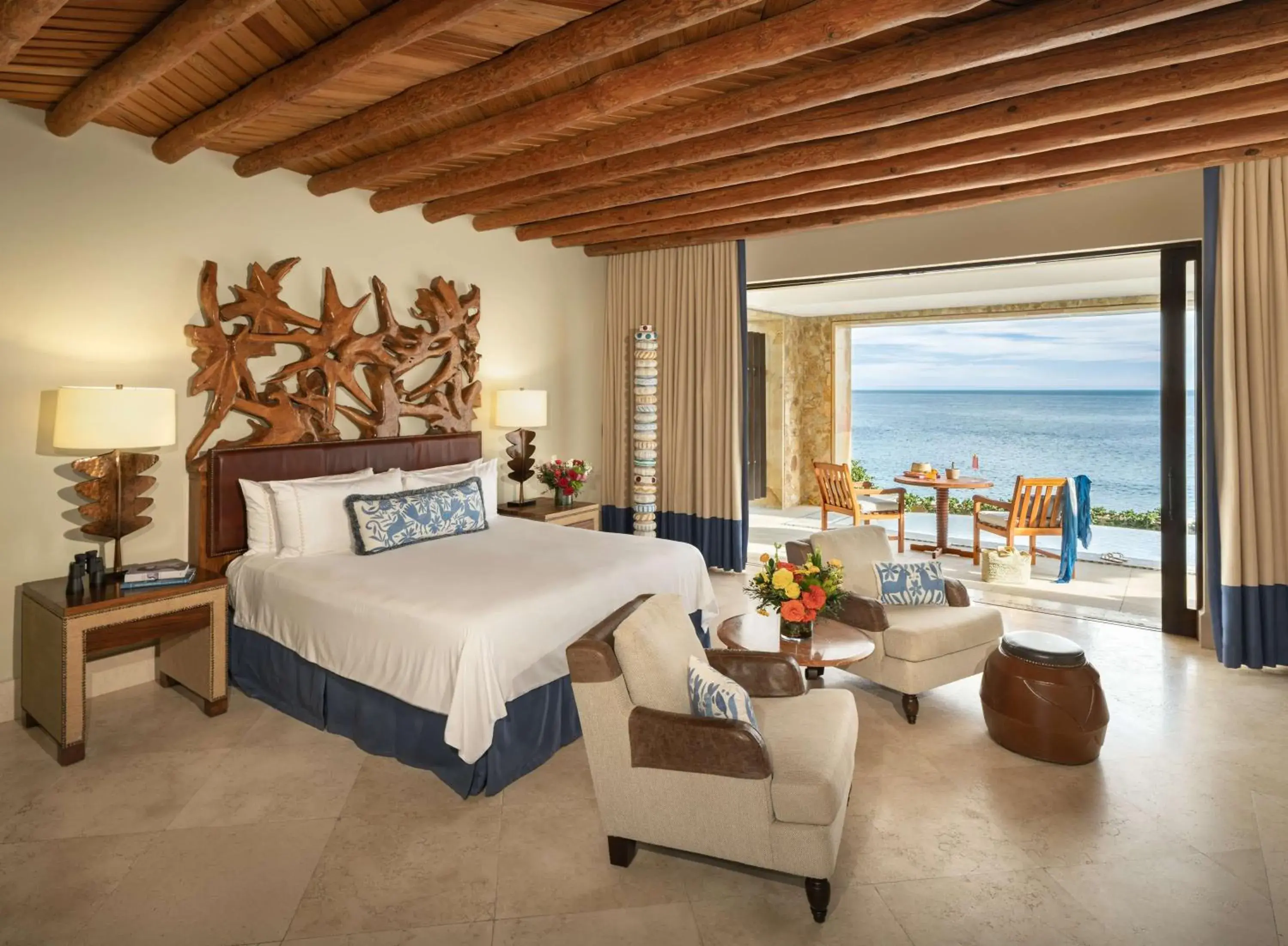 Bed in Waldorf Astoria Los Cabos Pedregal