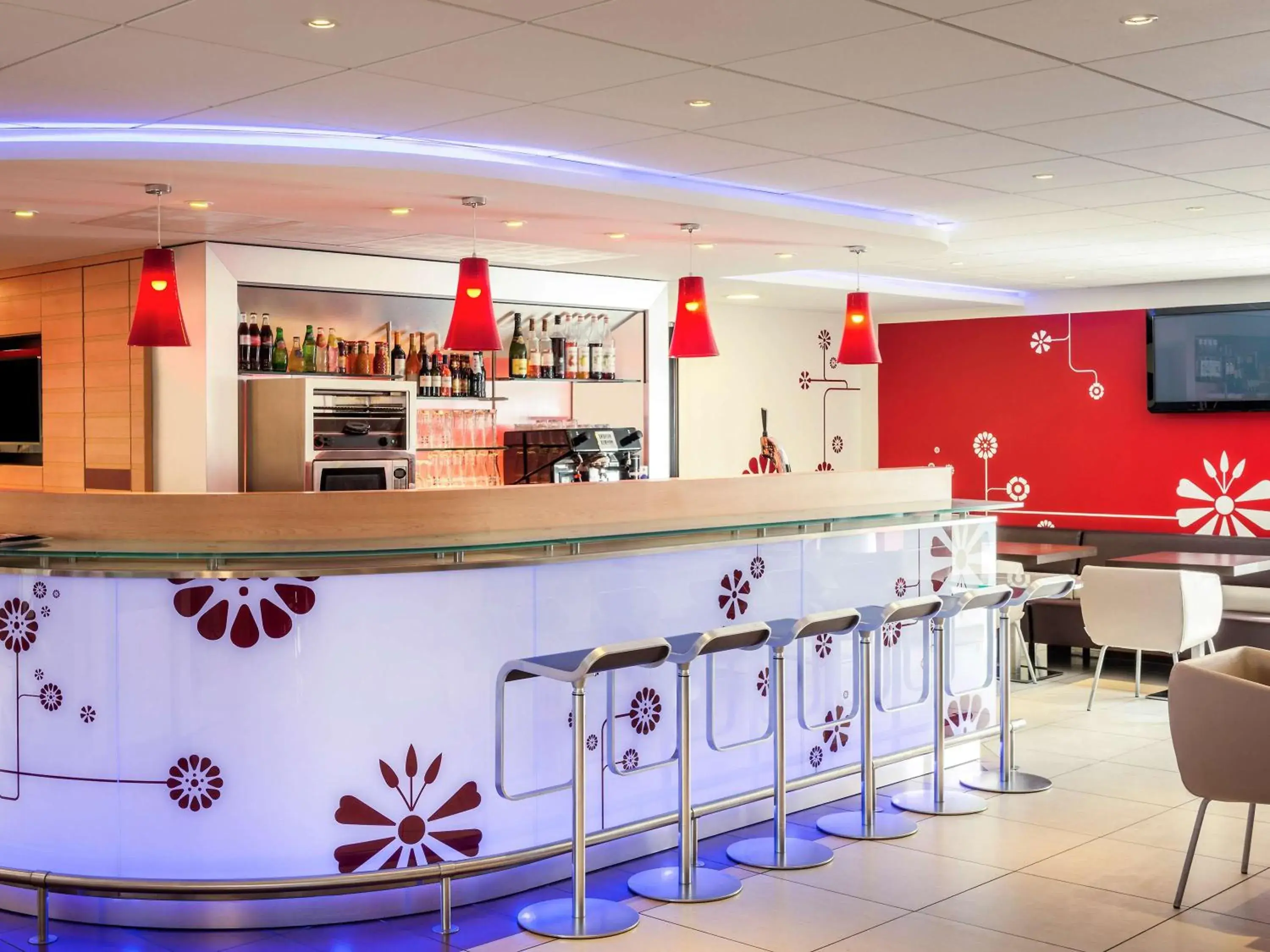 Lounge or bar, Lounge/Bar in ibis Massy