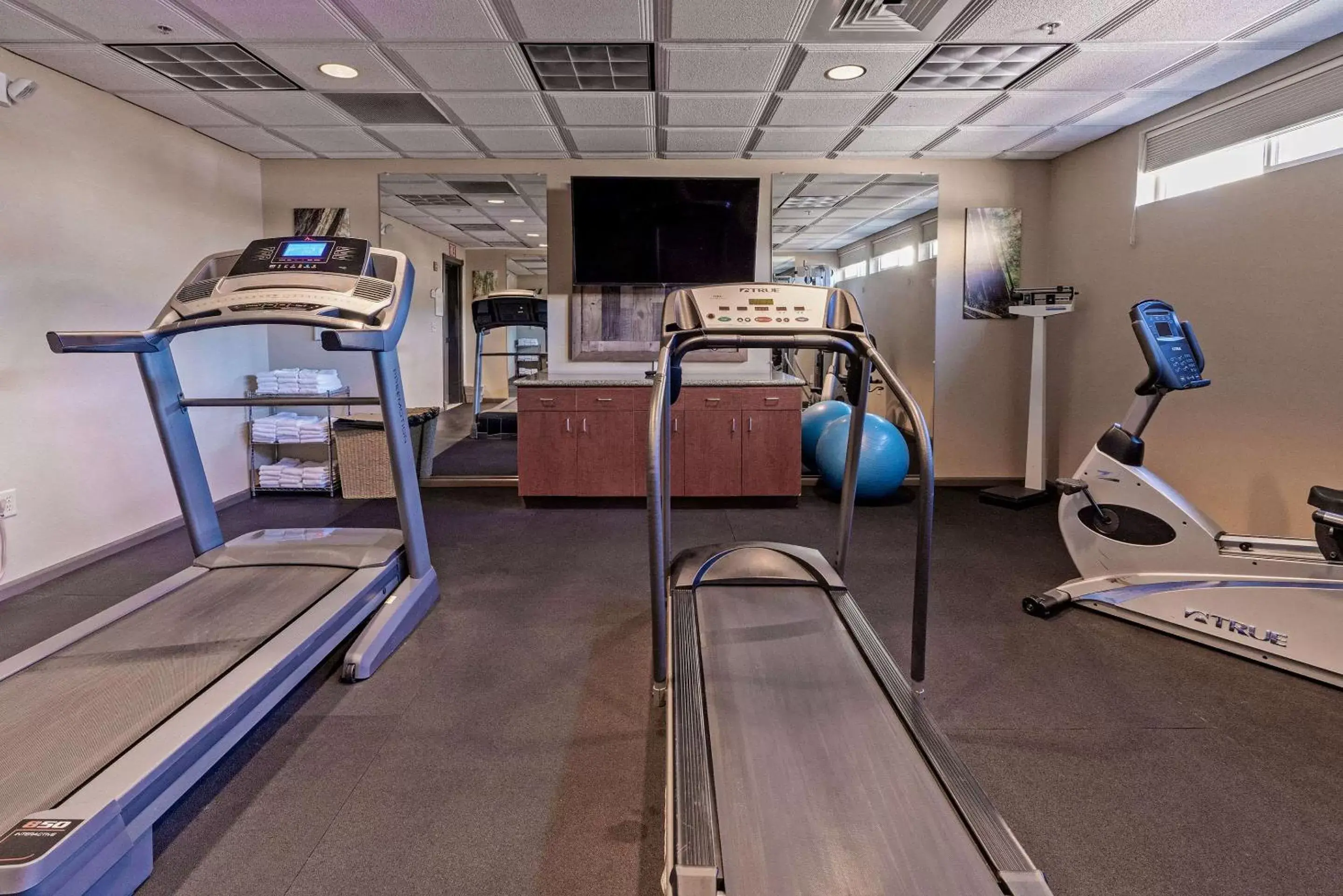 Activities, Fitness Center/Facilities in Gold Miners Inn, Ascend Hotel Collection