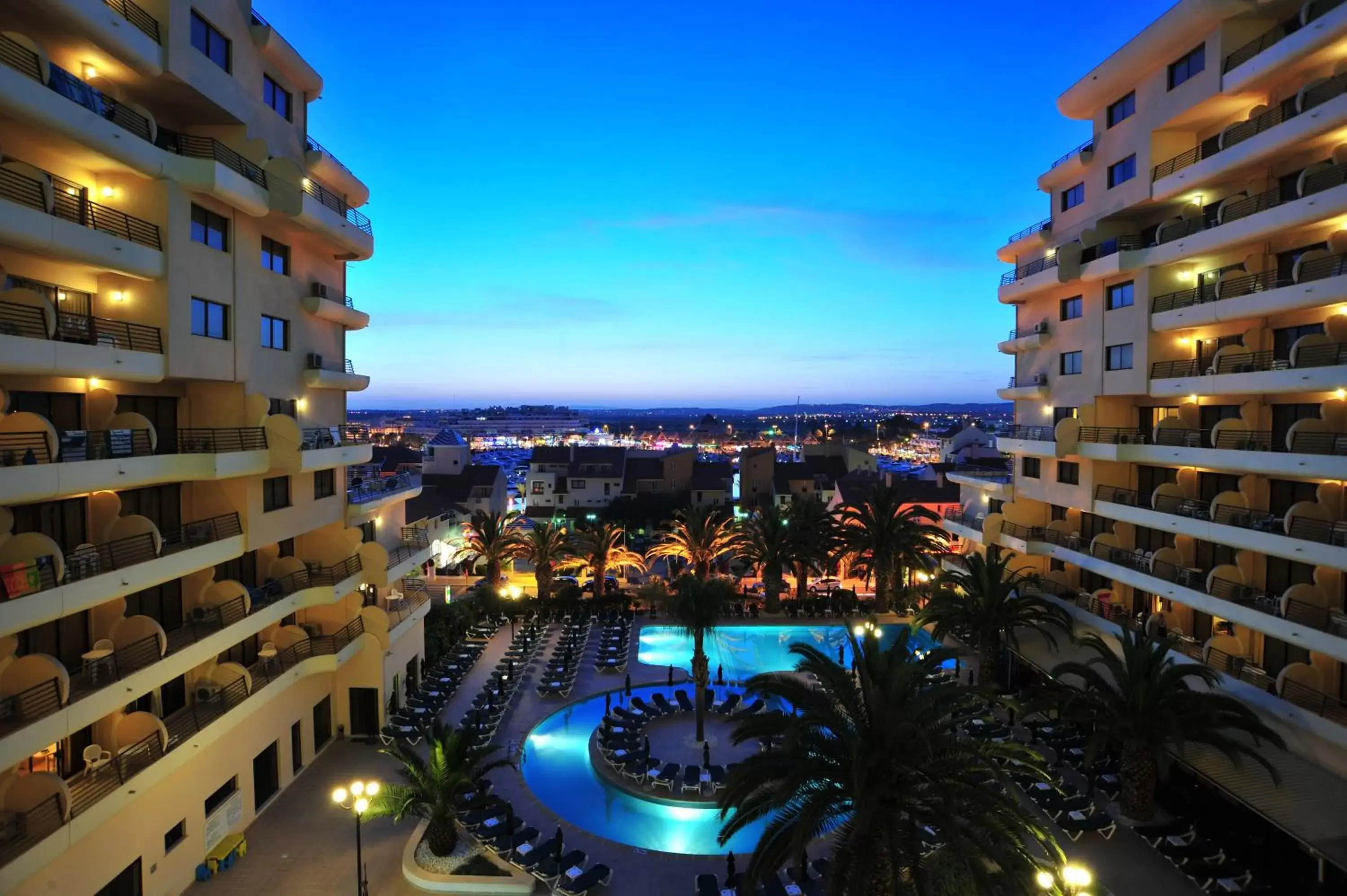 Facade/entrance, Pool View in Vila Gale Marina