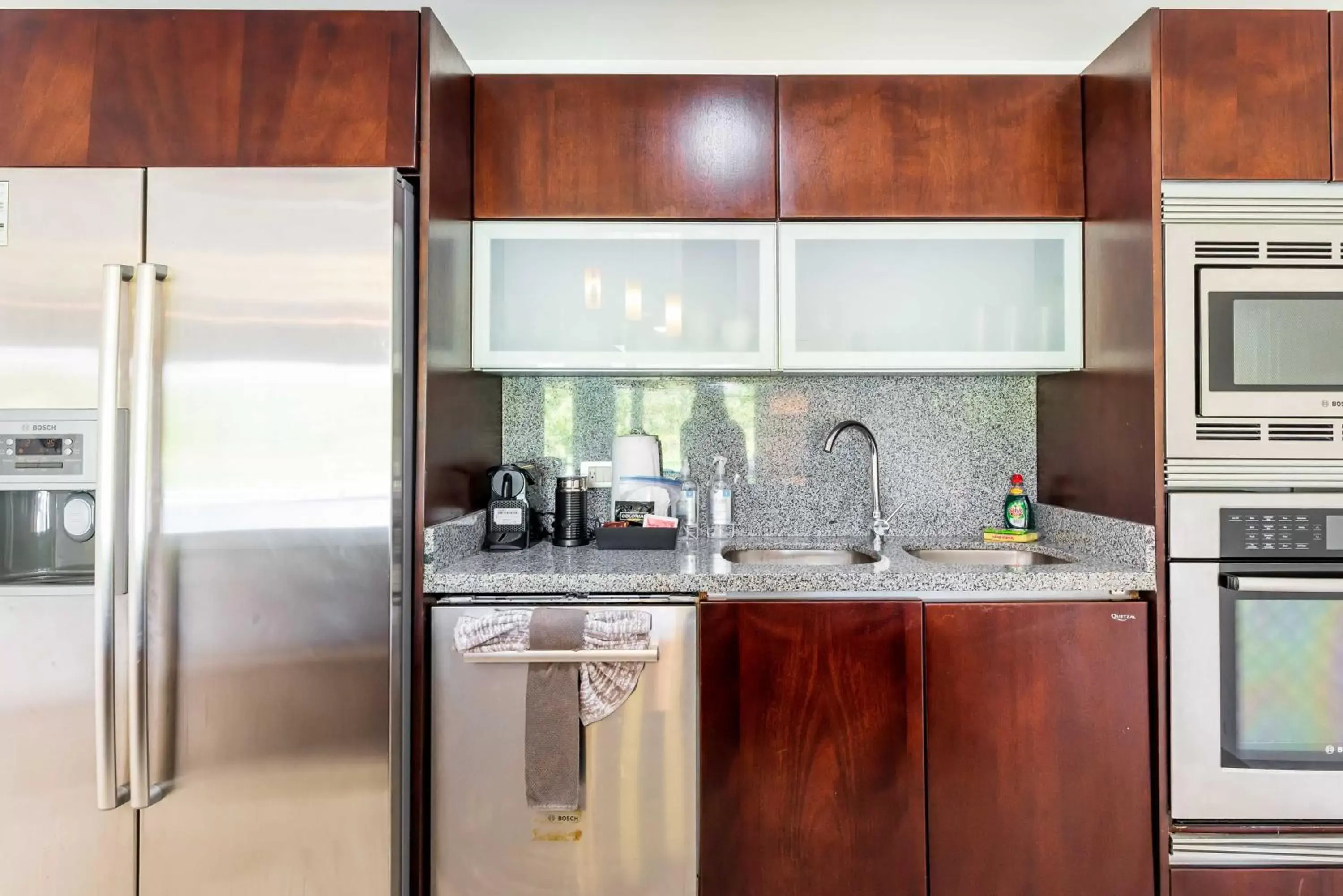 Kitchen/Kitchenette in Mareazul Beach Front Condos At playa del Carmen