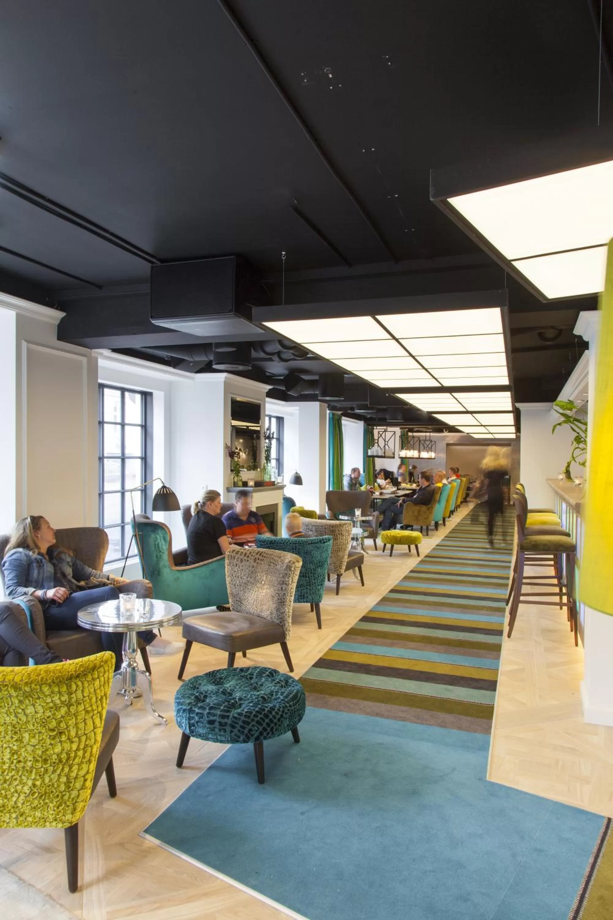 Restaurant/places to eat in Absalon Hotel