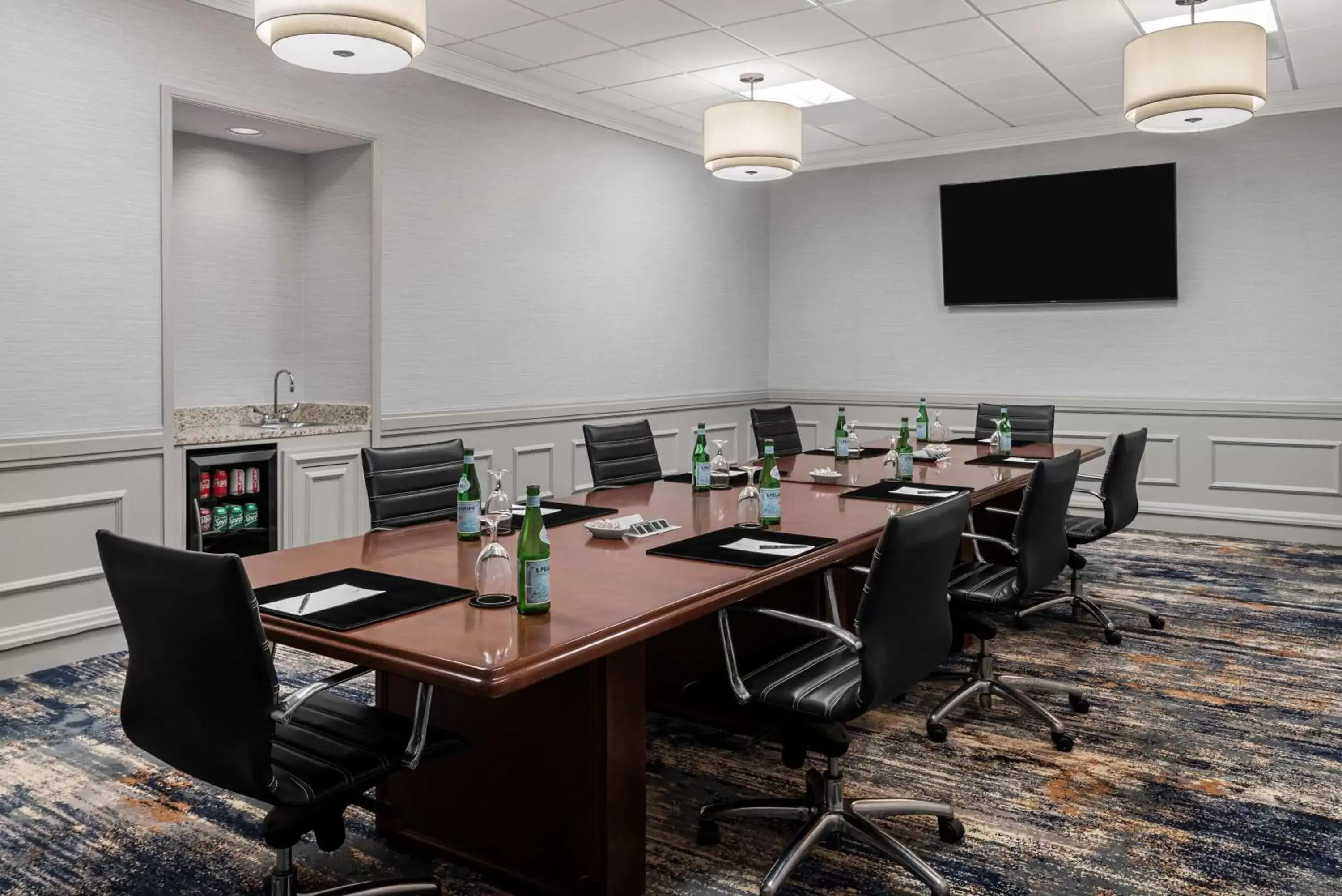 Meeting/conference room in Embassy Suites by Hilton Nashville Airport