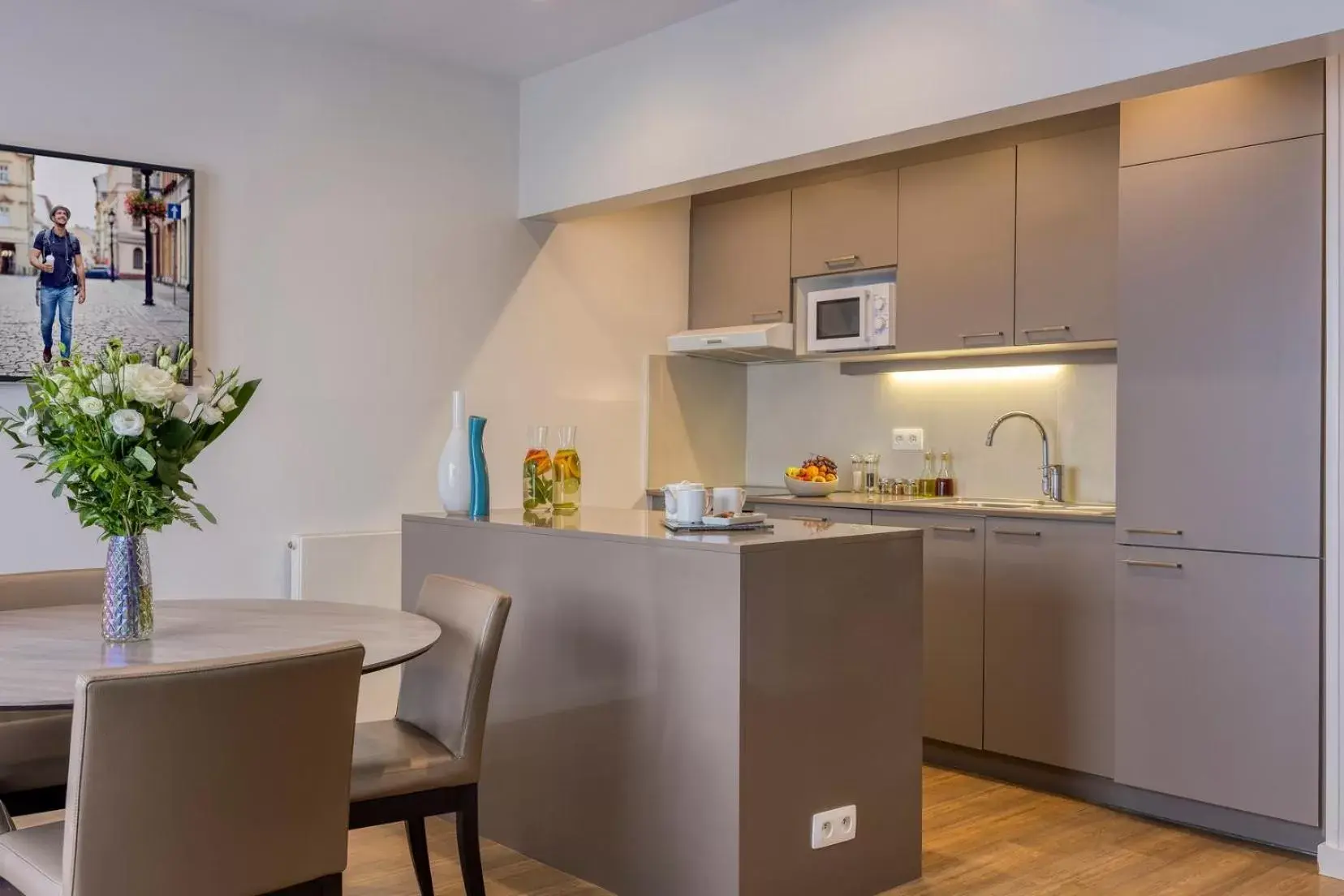 Kitchen or kitchenette, Kitchen/Kitchenette in Citadines Toison d'Or Brussels