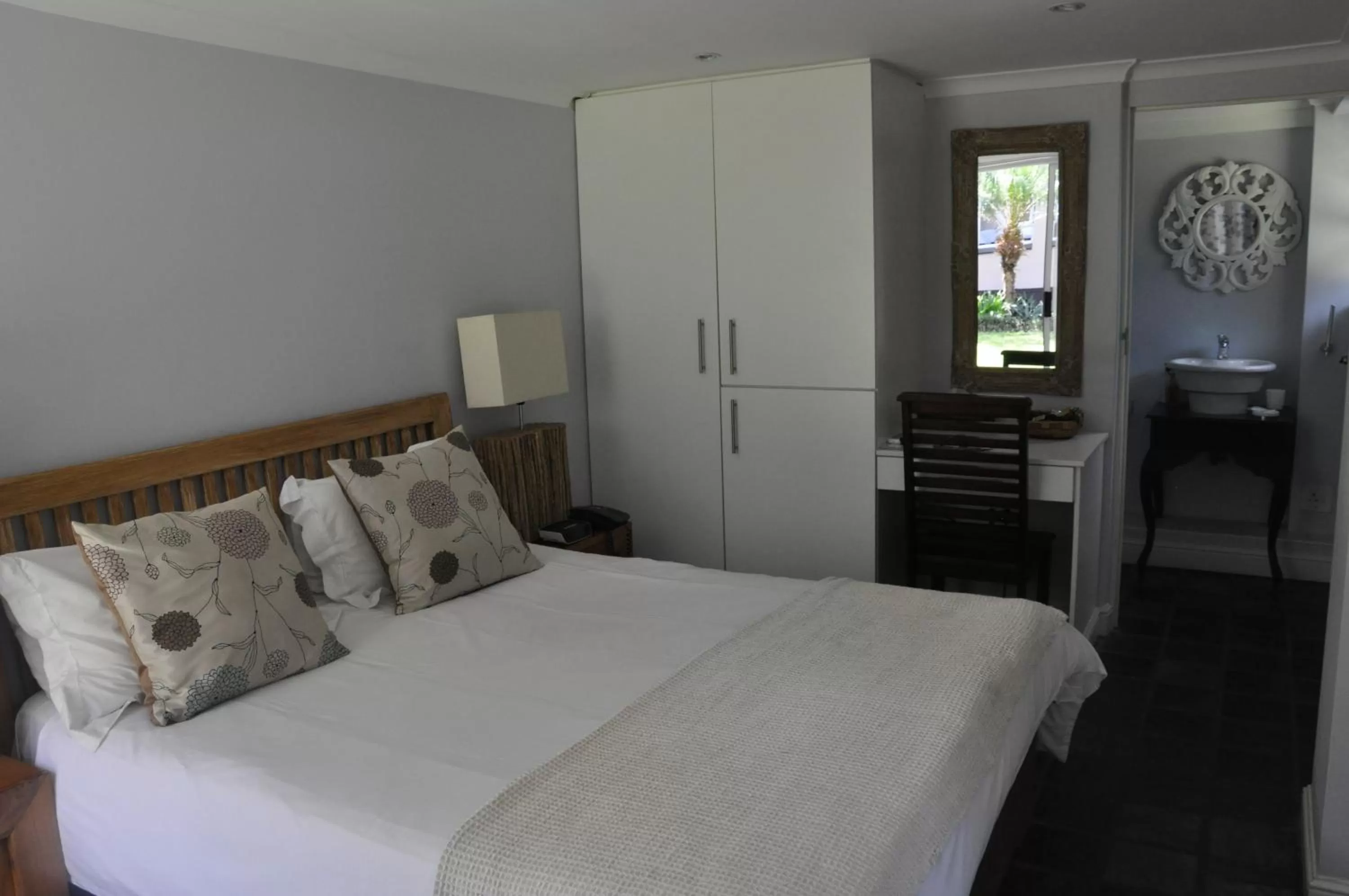 Bed in 268 On Ridge Guesthouse