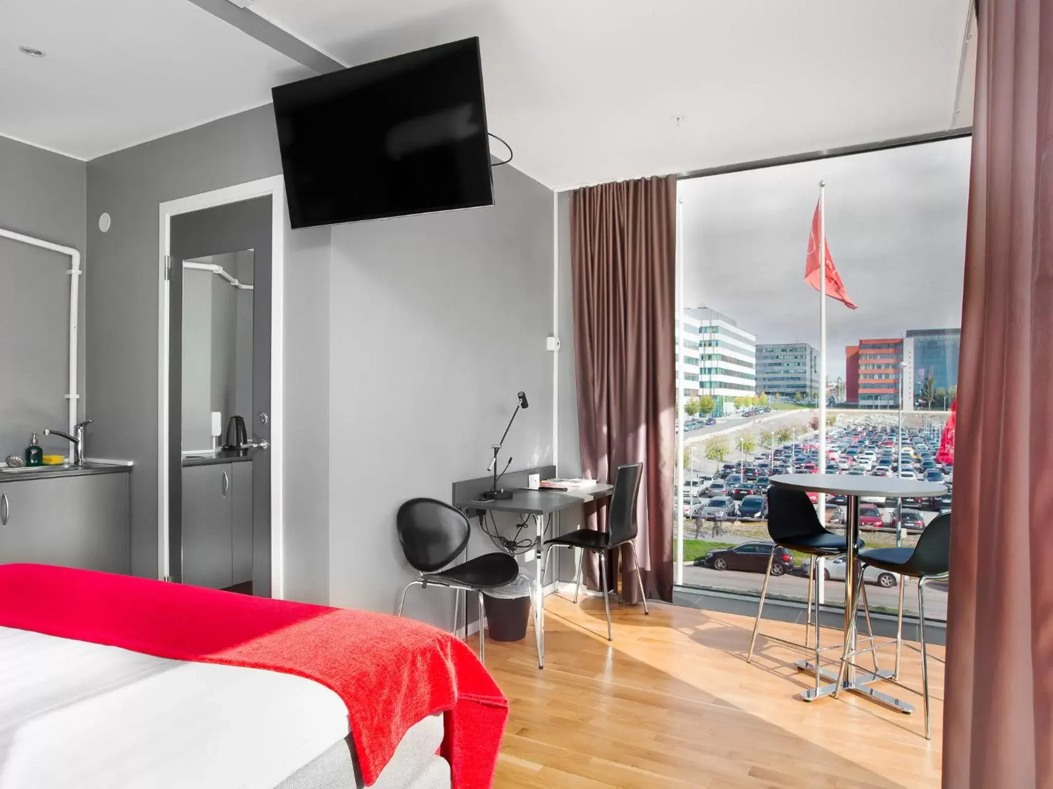 Photo of the whole room, TV/Entertainment Center in Connect Hotel Kista