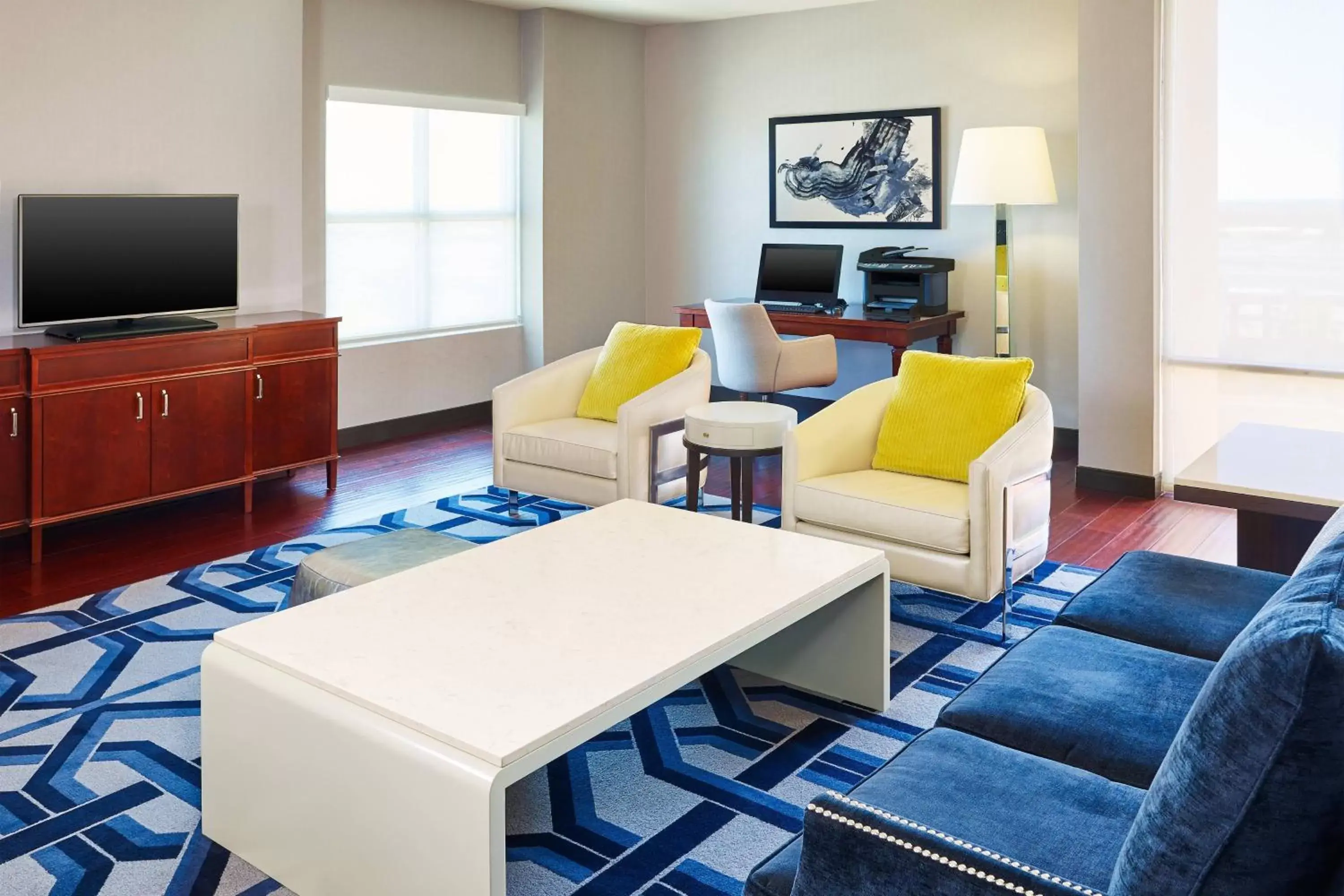 Lounge or bar, Seating Area in Sheraton Fort Worth Downtown Hotel